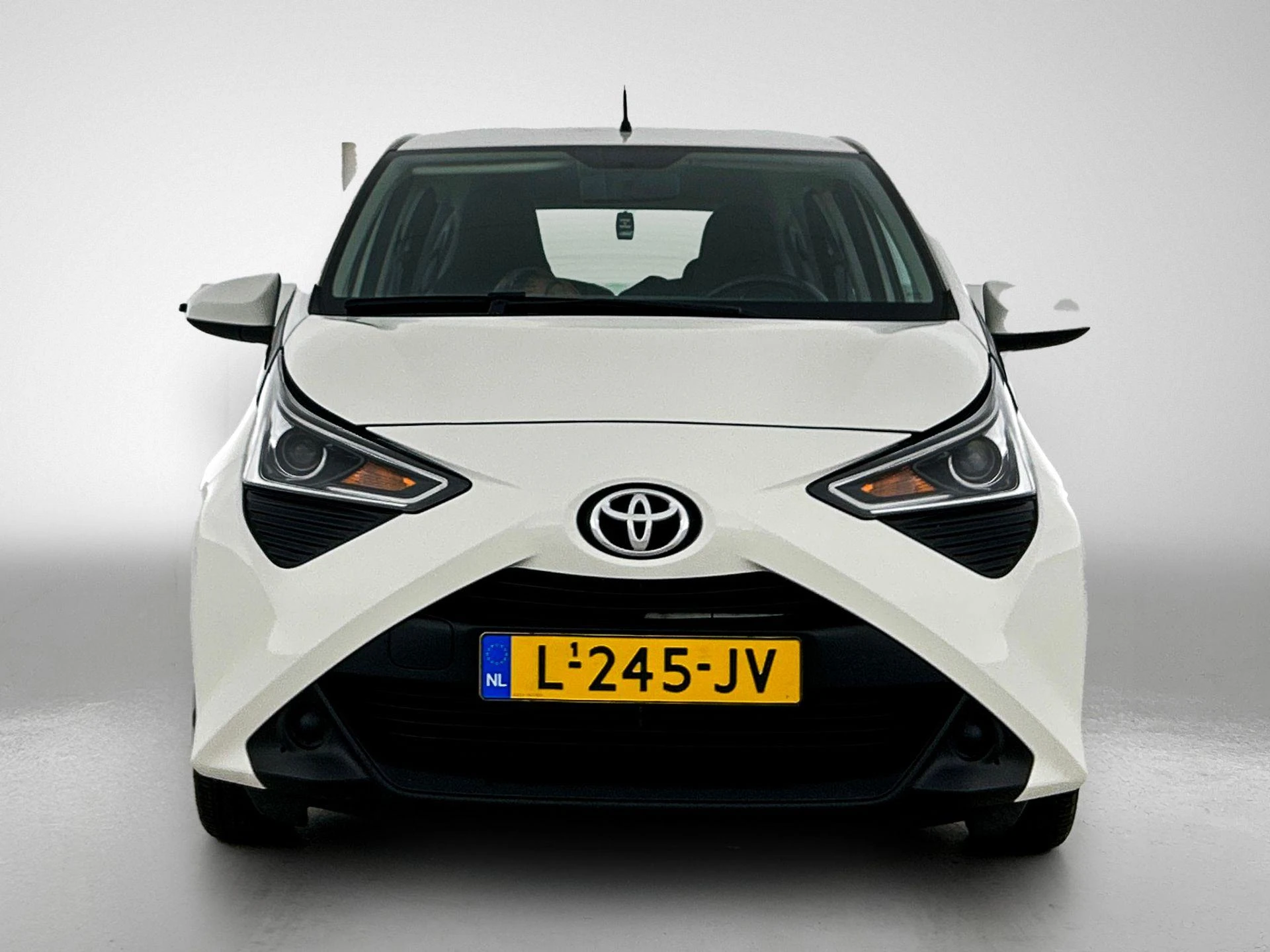 Toyota-Aygo-image-4