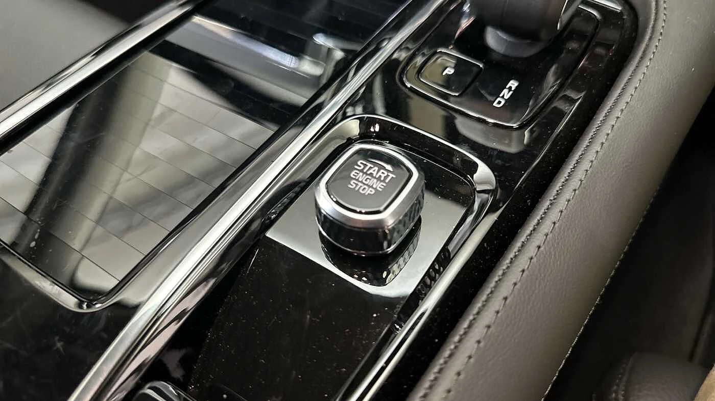 Volvo-V90-image-32