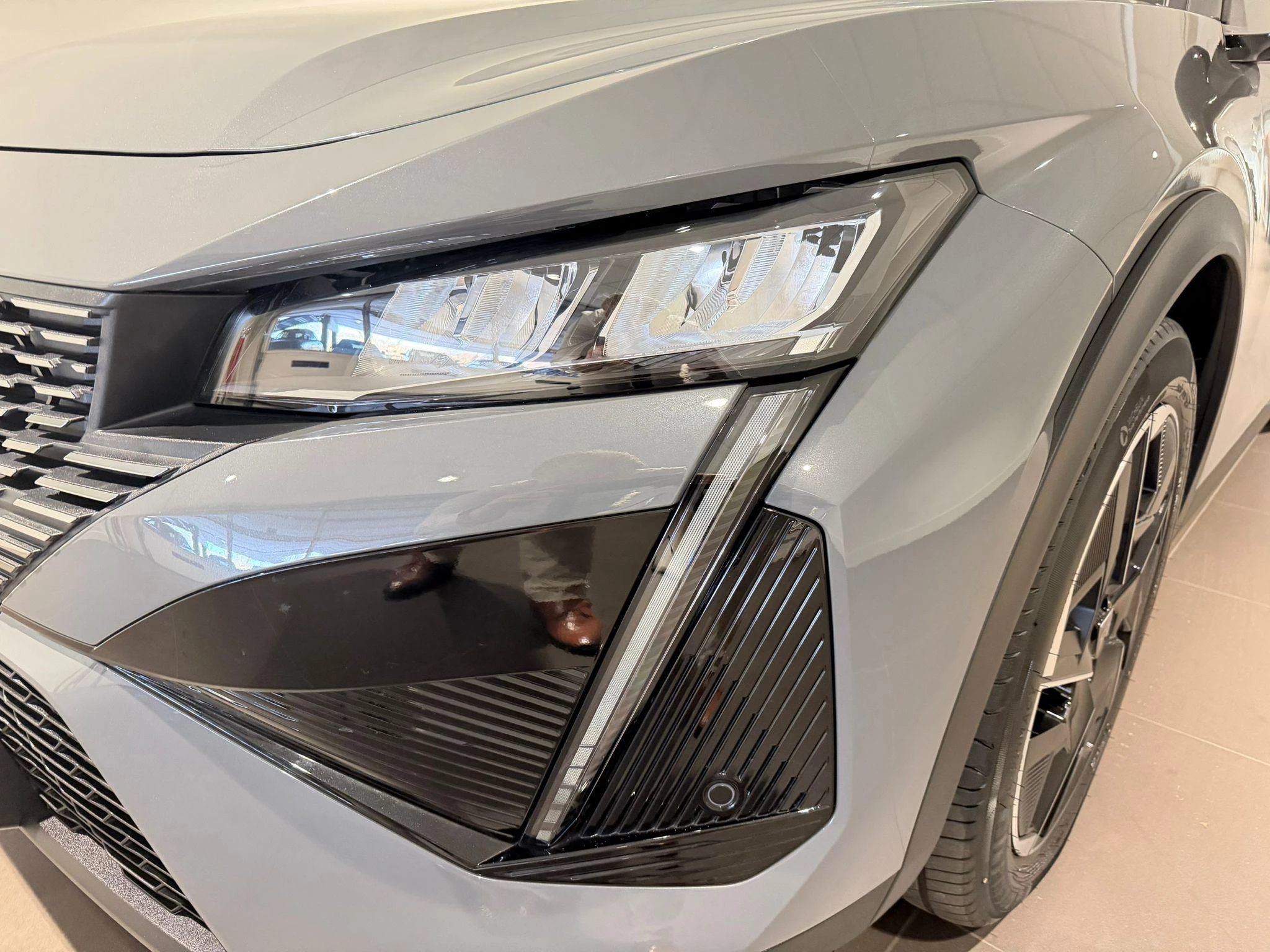 Peugeot-408-image-21