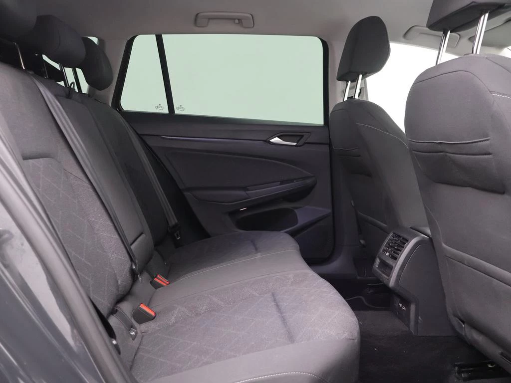 Volkswagen Golf VIII SW Golf Variant Life 1.0eTSI 110PK *AUTOMAAT*ACC*TREKHAAK*LANE ASSIST*PDC*VIRTUAL COCKPIT*...*