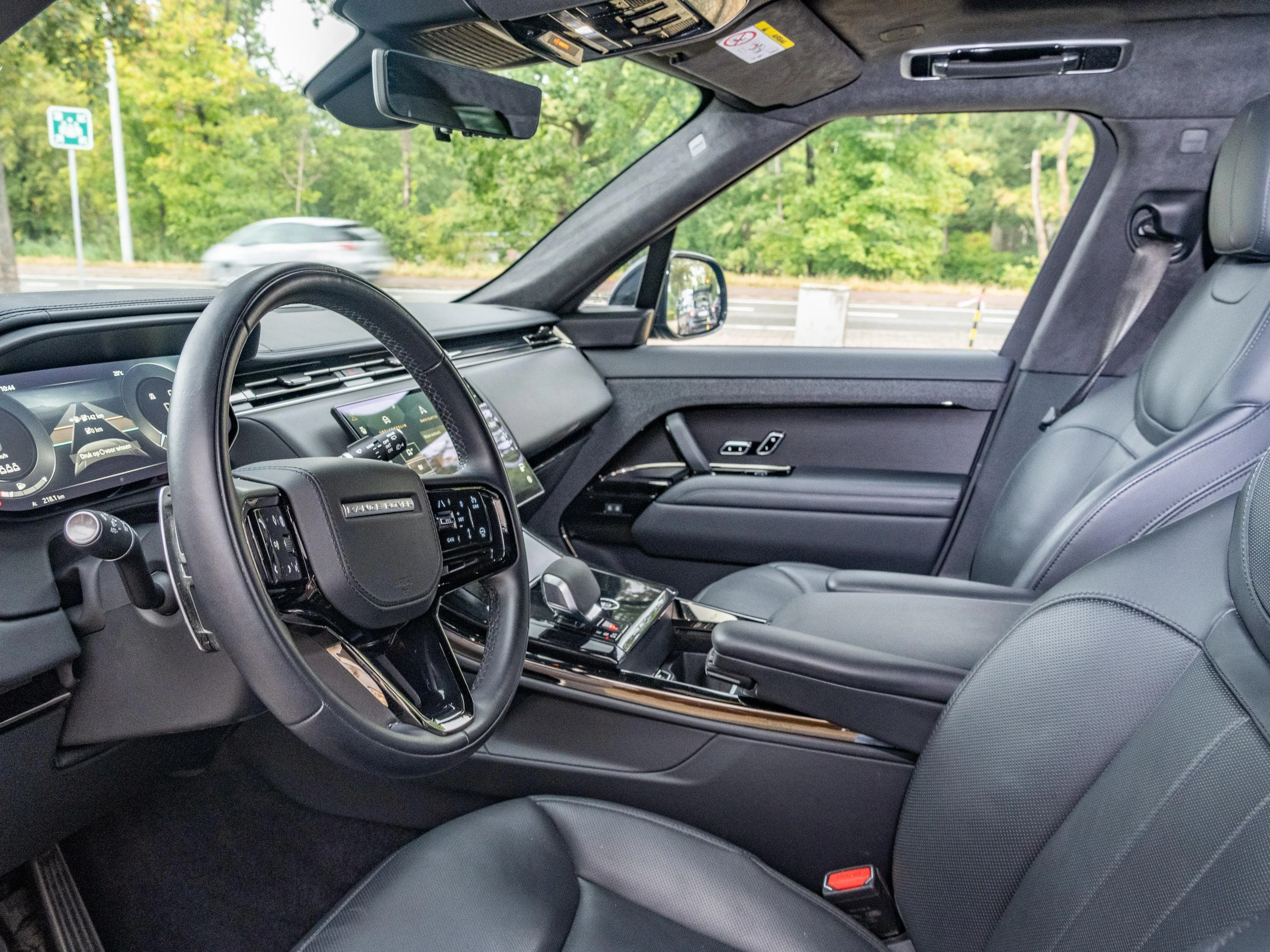 Land Rover-Range Rover Sport-image-7
