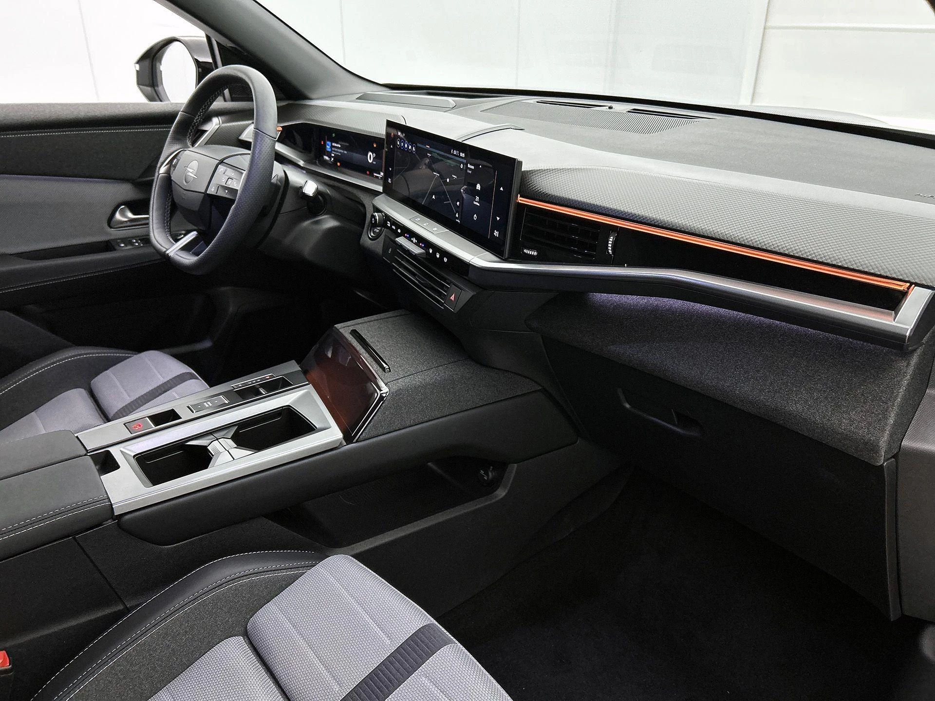 Opel-Grandland-image-20