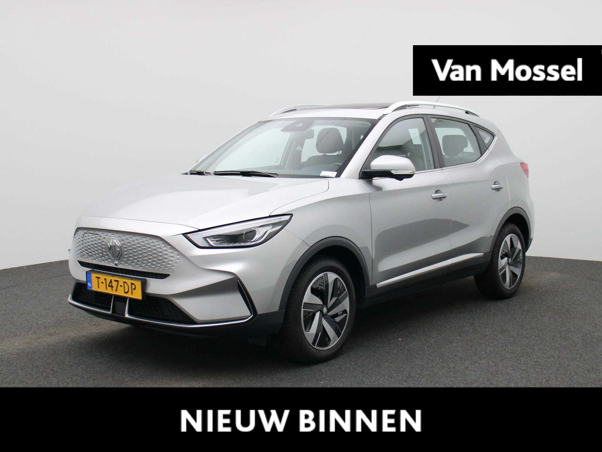 MG-ZS EV-image-0