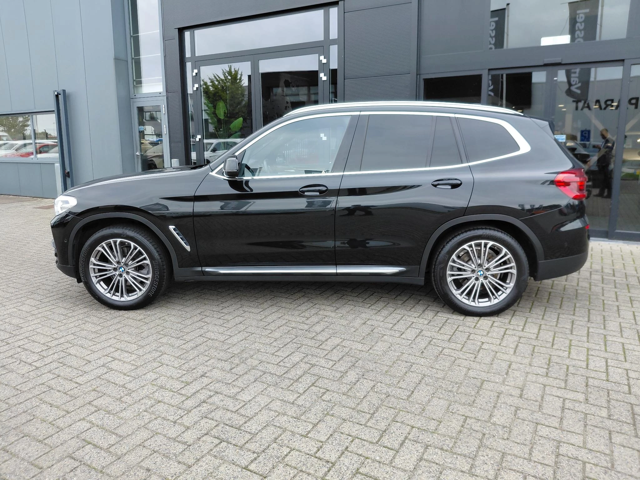 BMW-X3-image-3