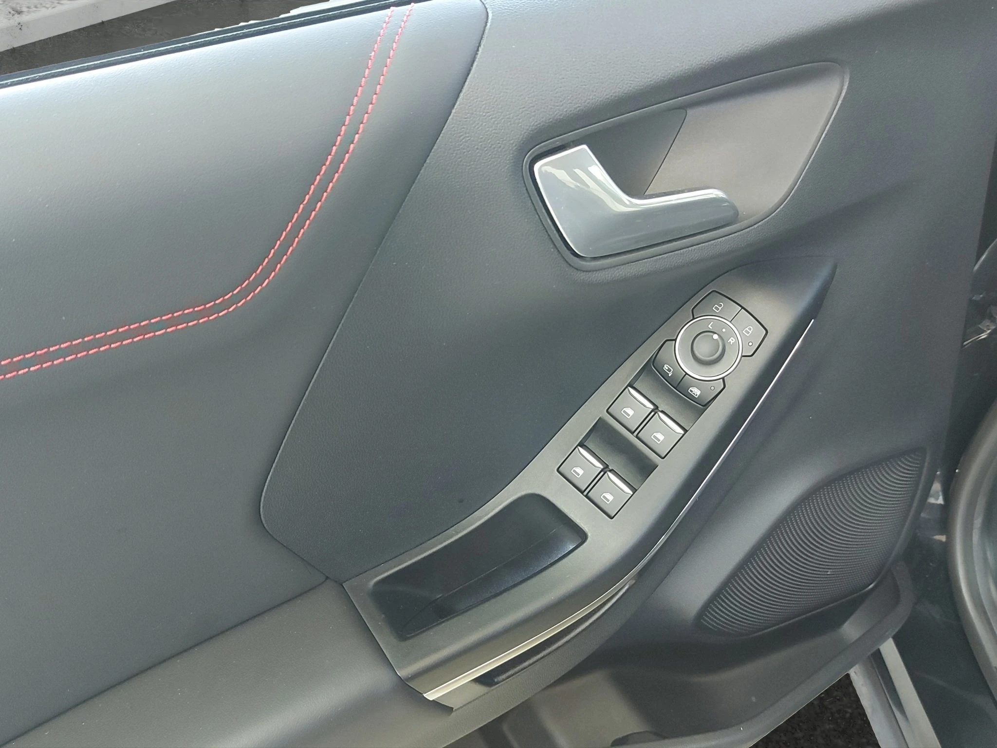Ford-Puma-image-16