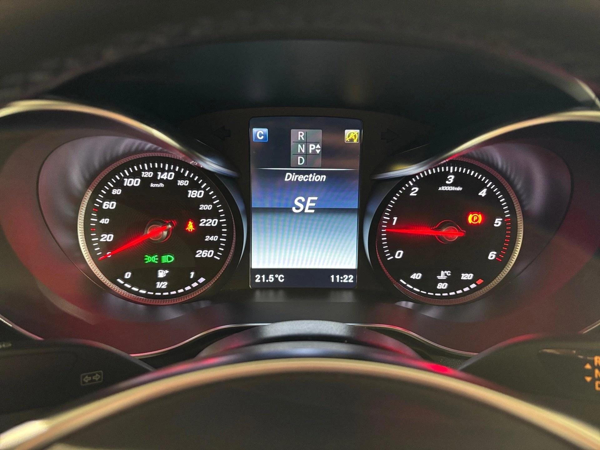 Mercedes-Benz-GLC-image-1