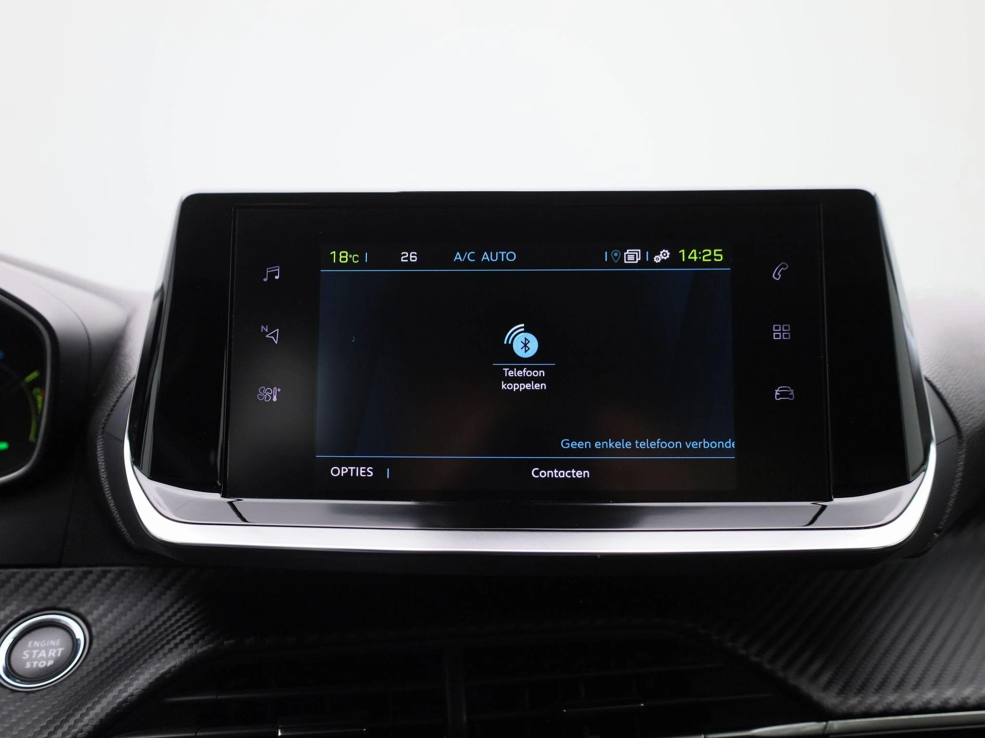 Peugeot-e-2008-image-23