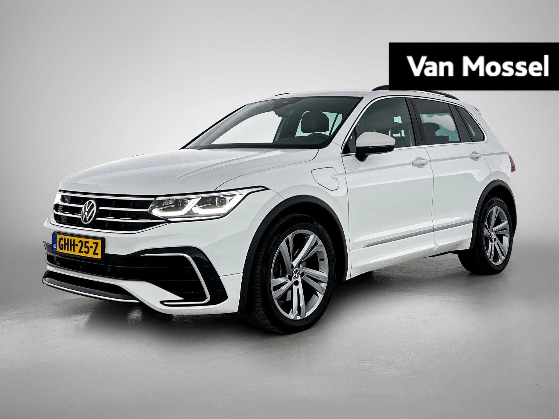 Volkswagen-Tiguan-image-0