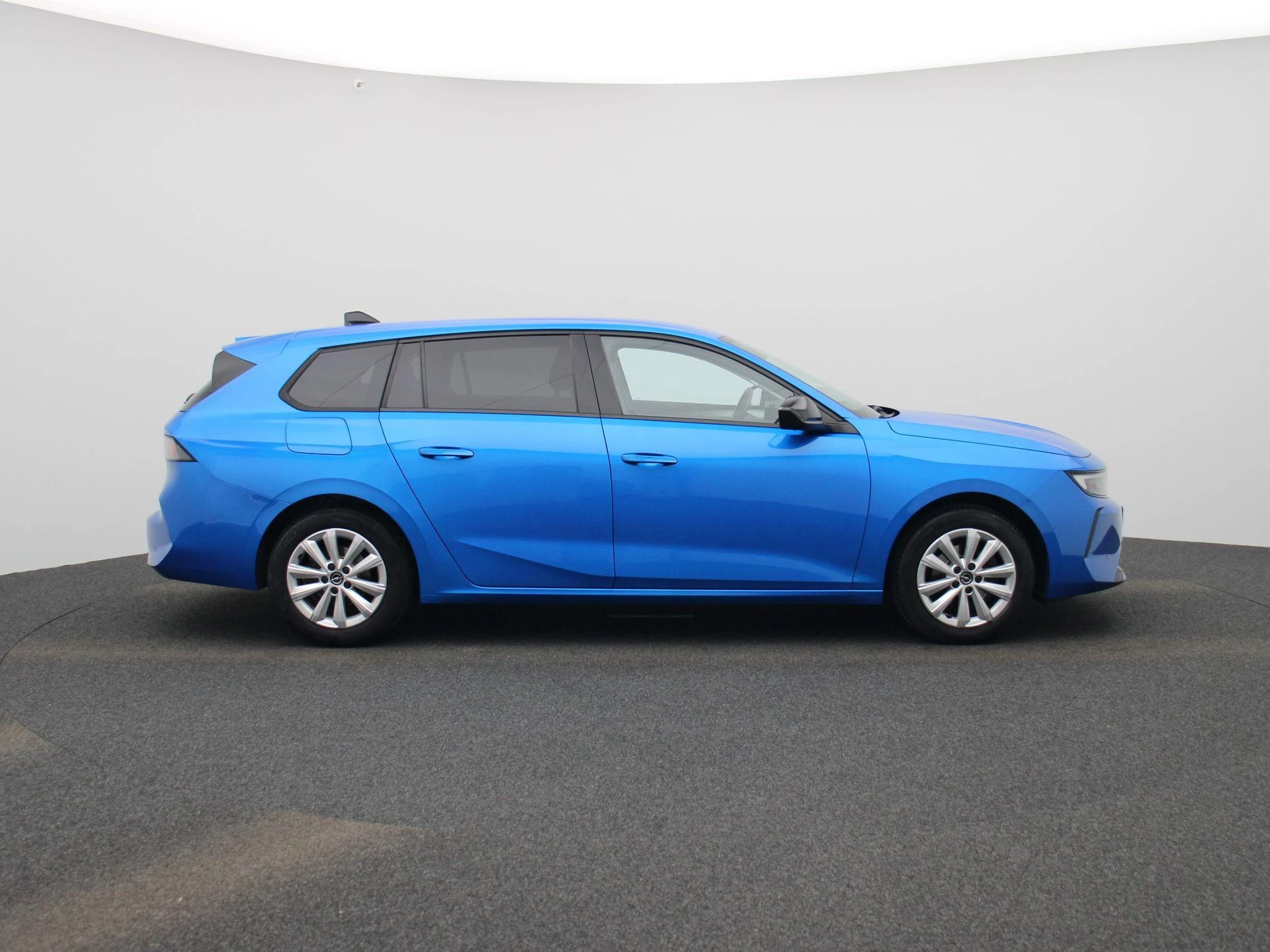 Opel-Astra-image-5