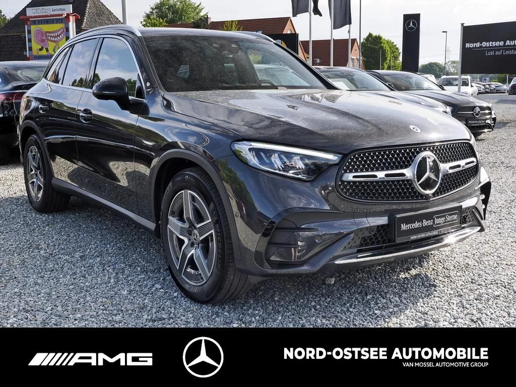 Mercedes-Benz GLC 300 d AMG 4M AHK DISTRONIC MBUX SHZ KEYLESS AMGX254 GLC 300 d AMG 4M AHK DISTRONIC MBUX SHZ KEYLESS AMG