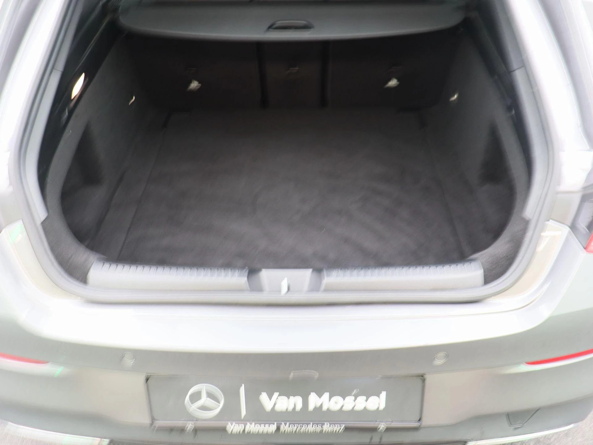 Mercedes-Benz CLA 180 d Shooting Brake Luxury Line