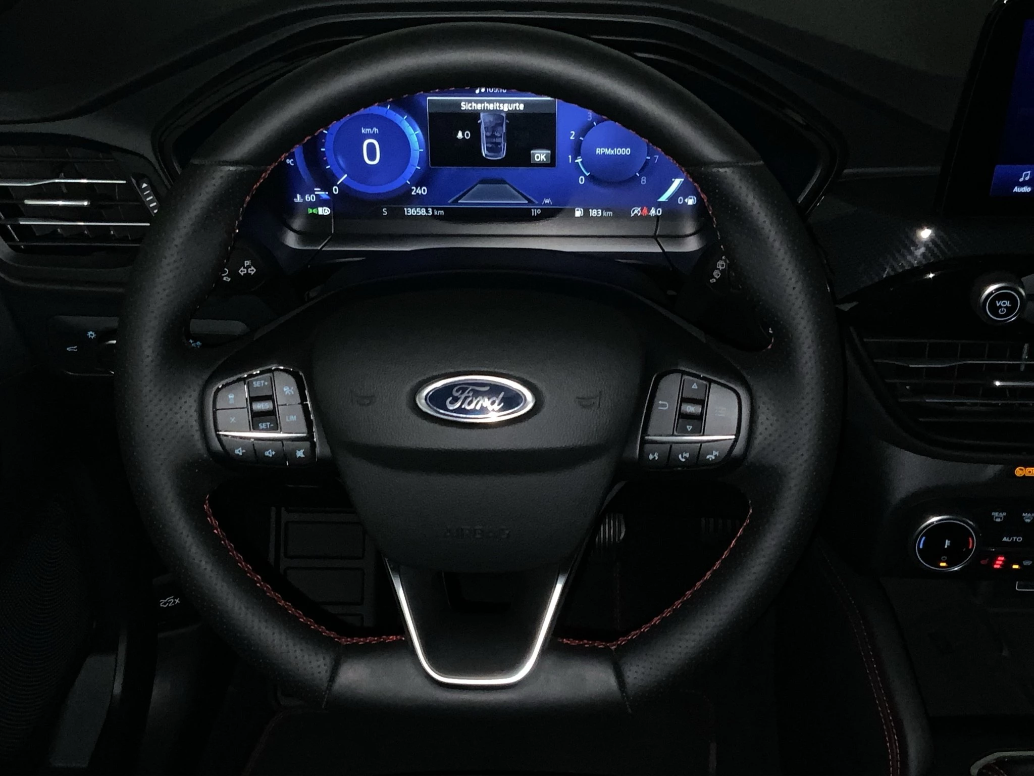 Ford Kuga ST-Line X*PANO*AHK*KAM*ACC*NAVI*SOUND-SYS.