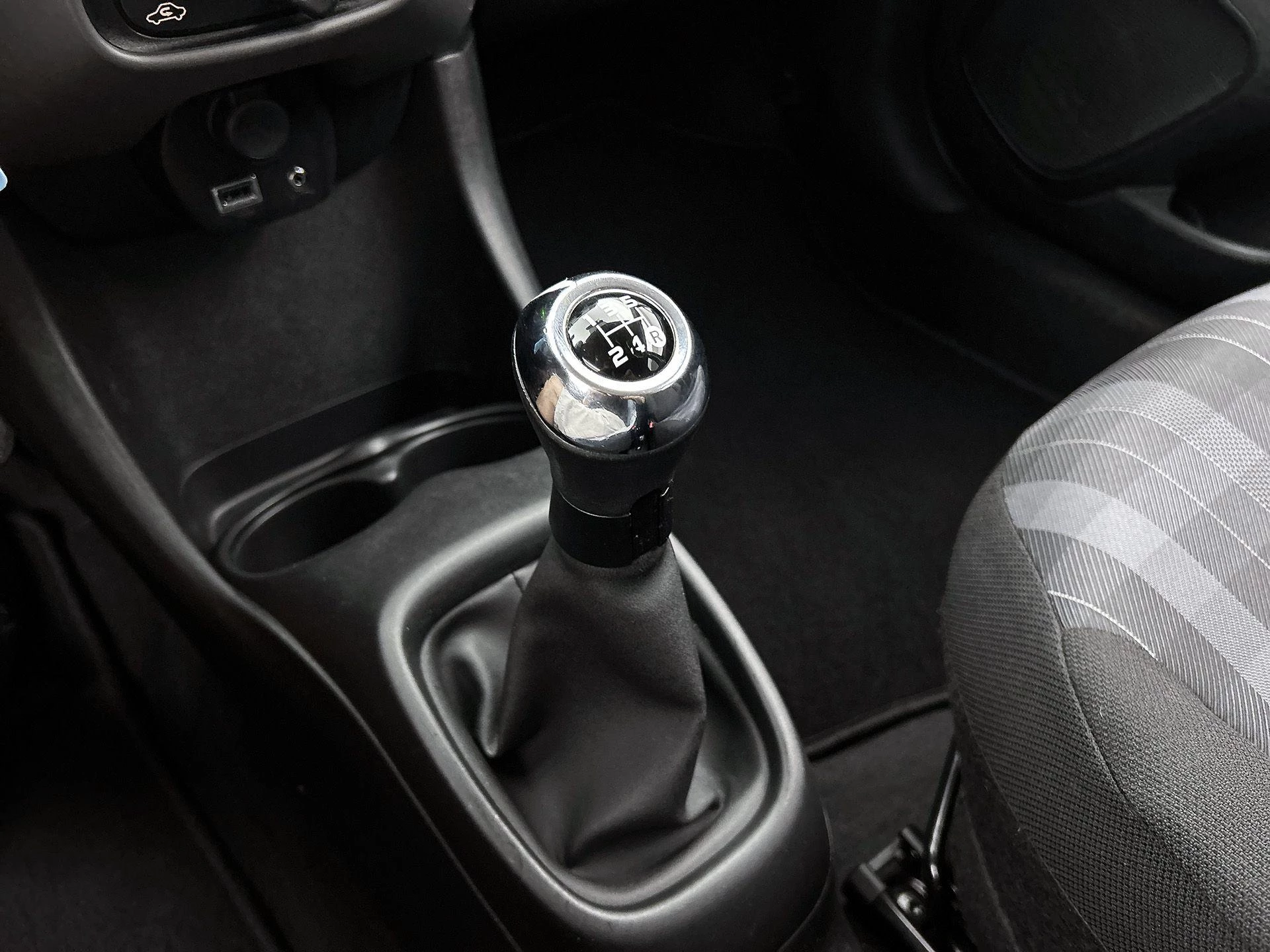 Peugeot-108-image-15