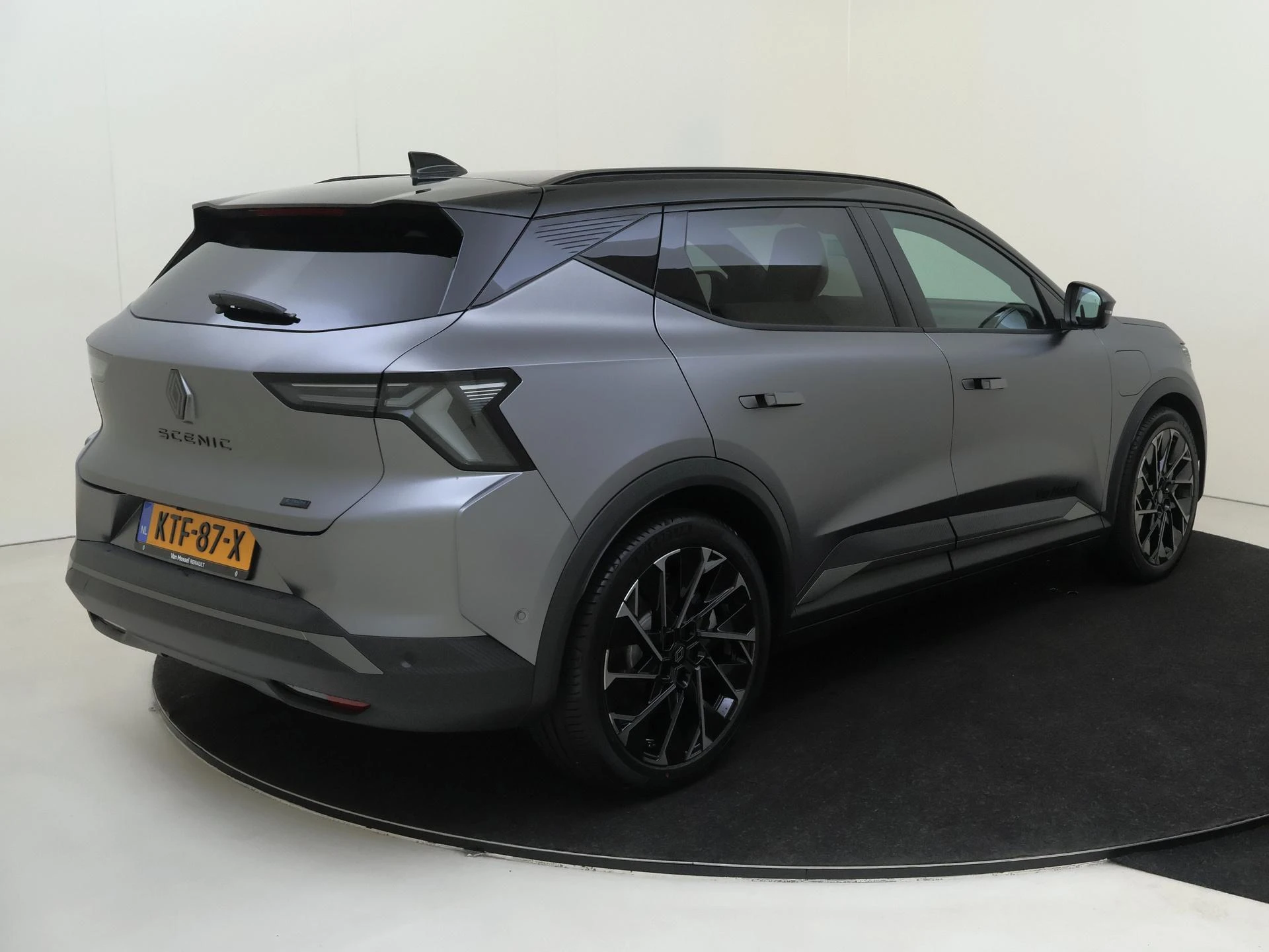 Renault-Scénic-image-3