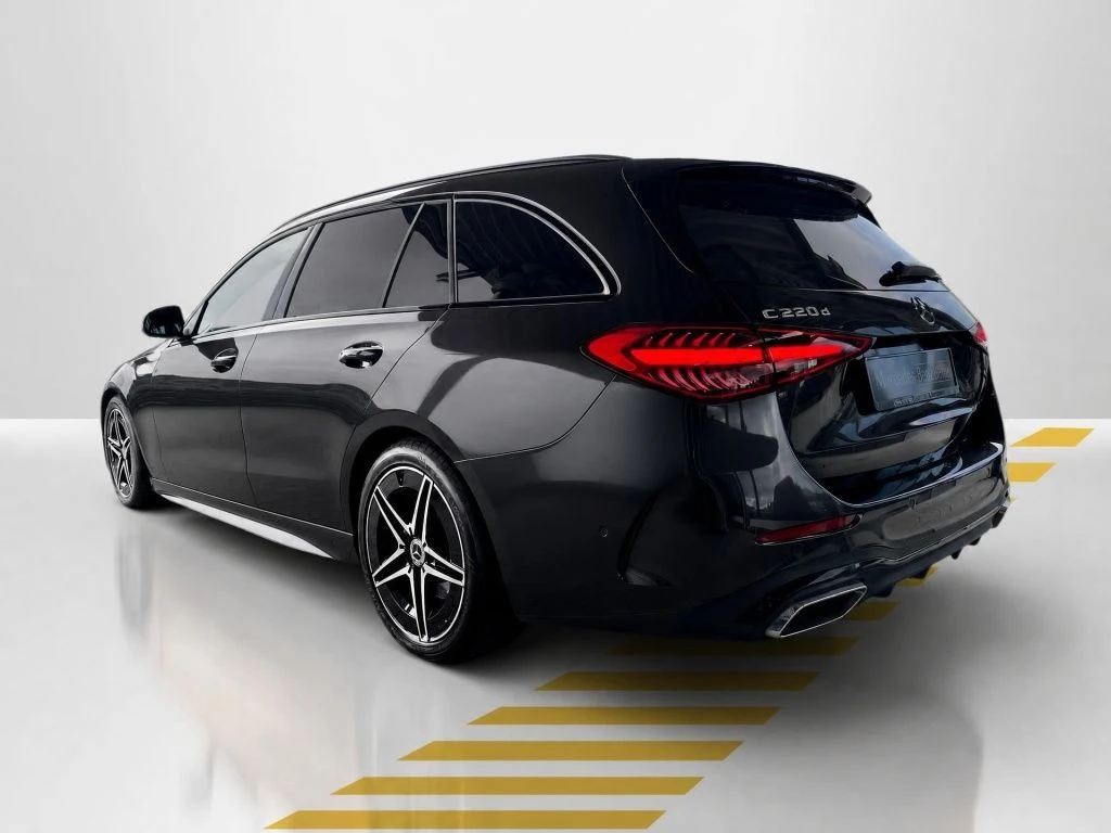 Mercedes-Benz-C-Klasse 220-image-12