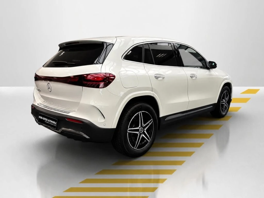 Mercedes-Benz-EQA 250+-image-14