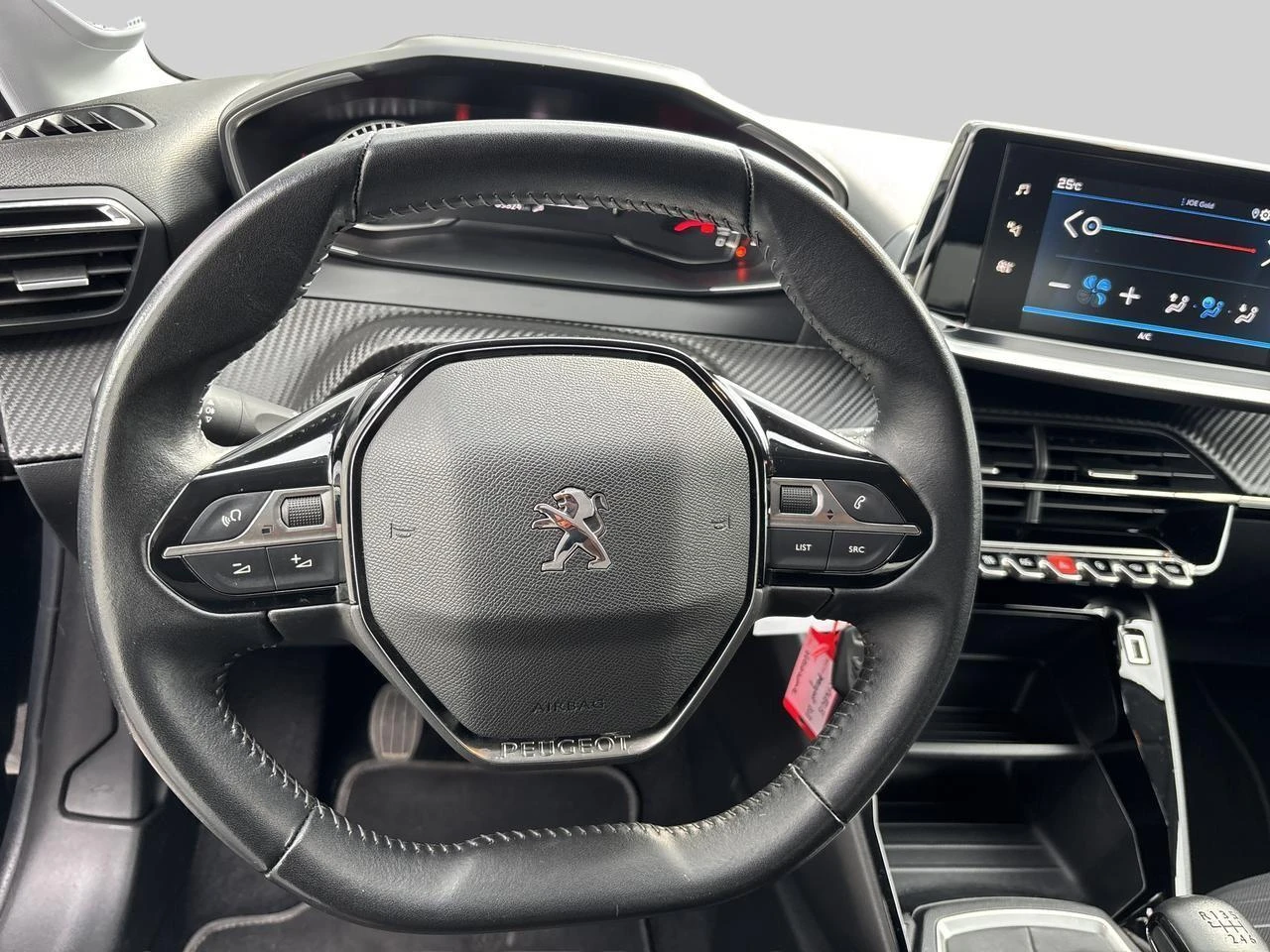 Peugeot-208-image-9