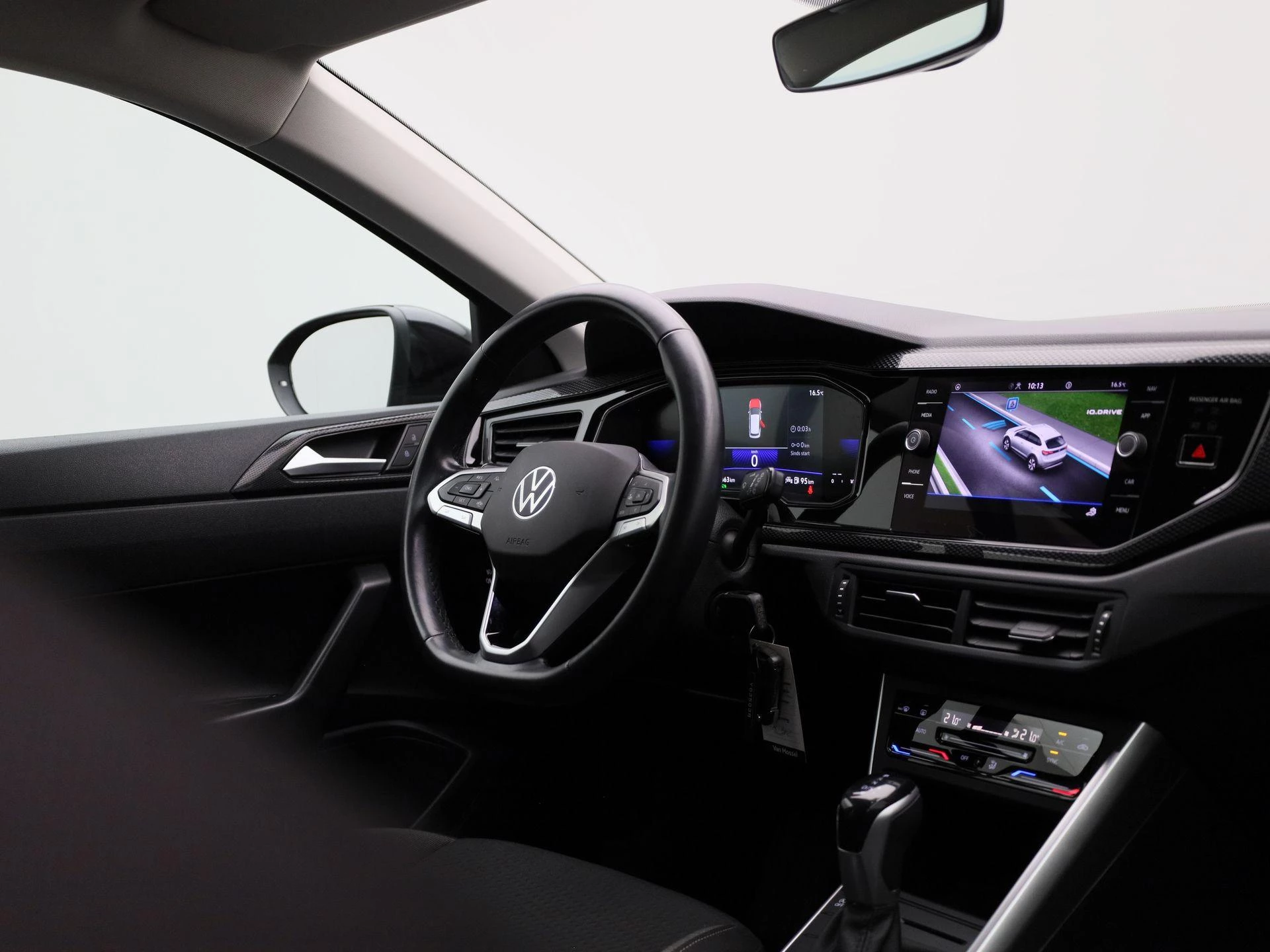 Volkswagen-Taigo-image-29