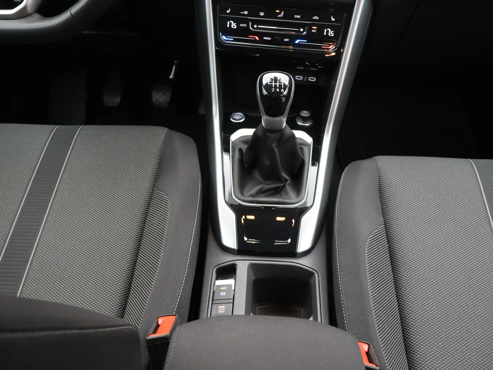 Volkswagen T-Roc T-Roc United 1.0TSI 110PK *VIRTUAL COCKPIT*CAMERA*ACC*PDC*APP-CONNECT*...*