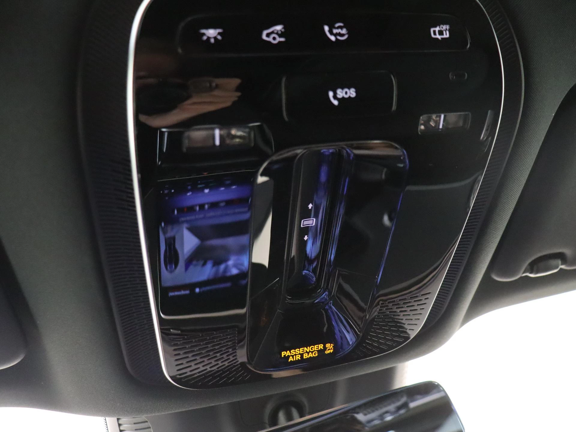 Mercedes-Benz-EQE-image-22