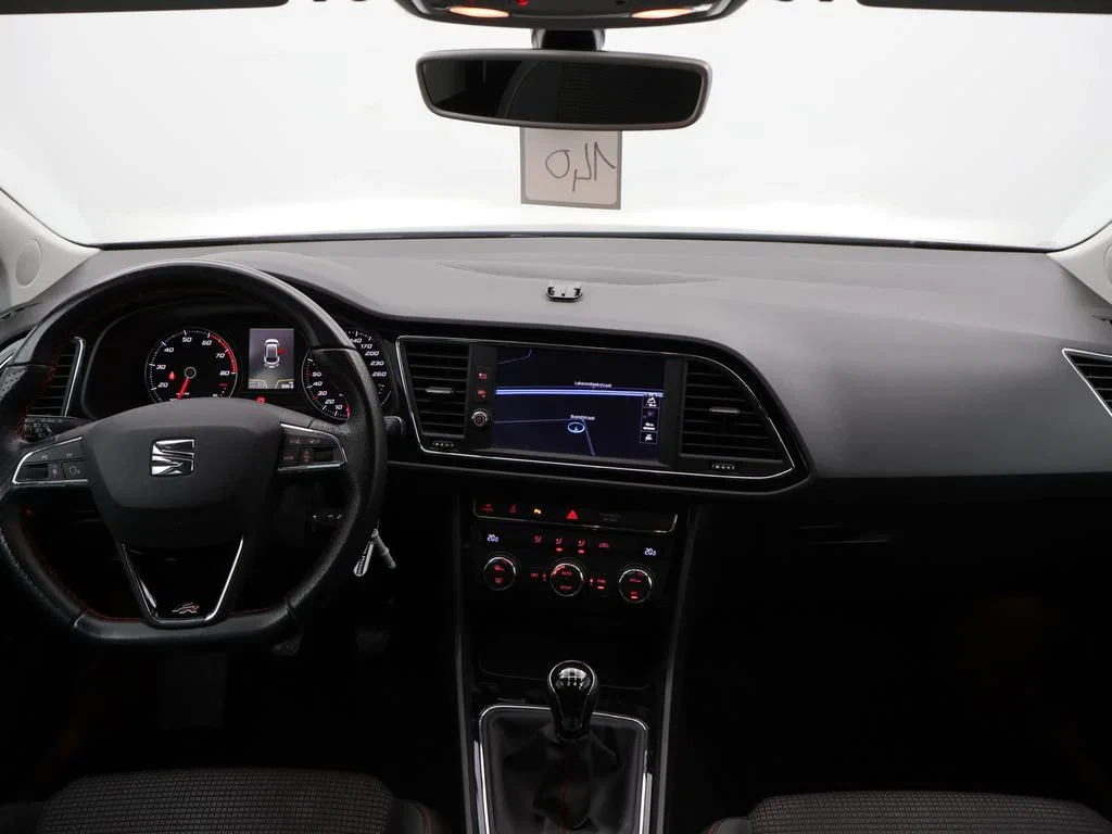 SEAT-Leon-image-15