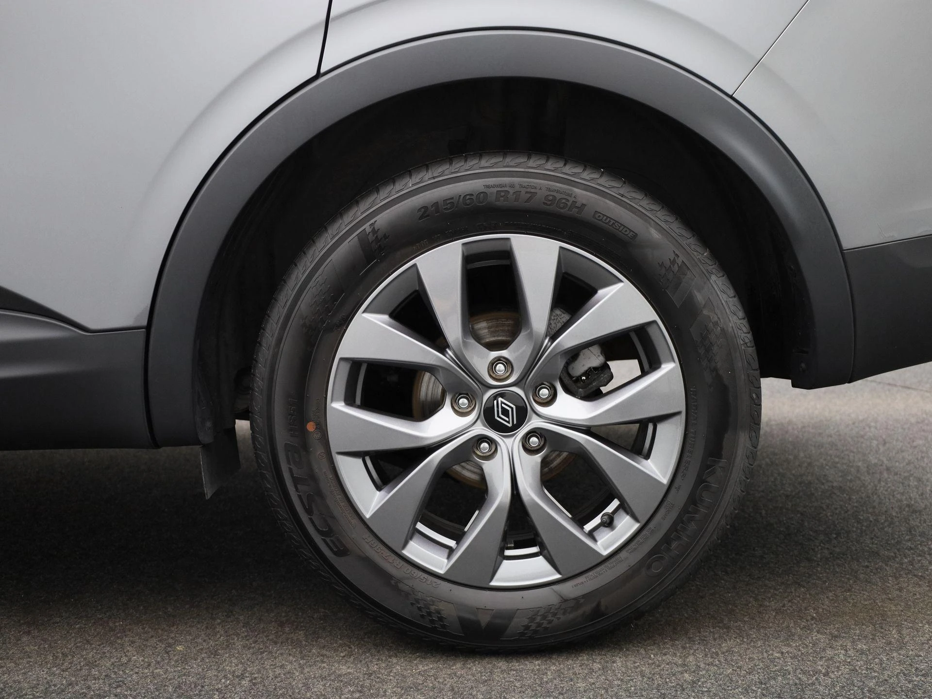 Renault-Arkana-image-12