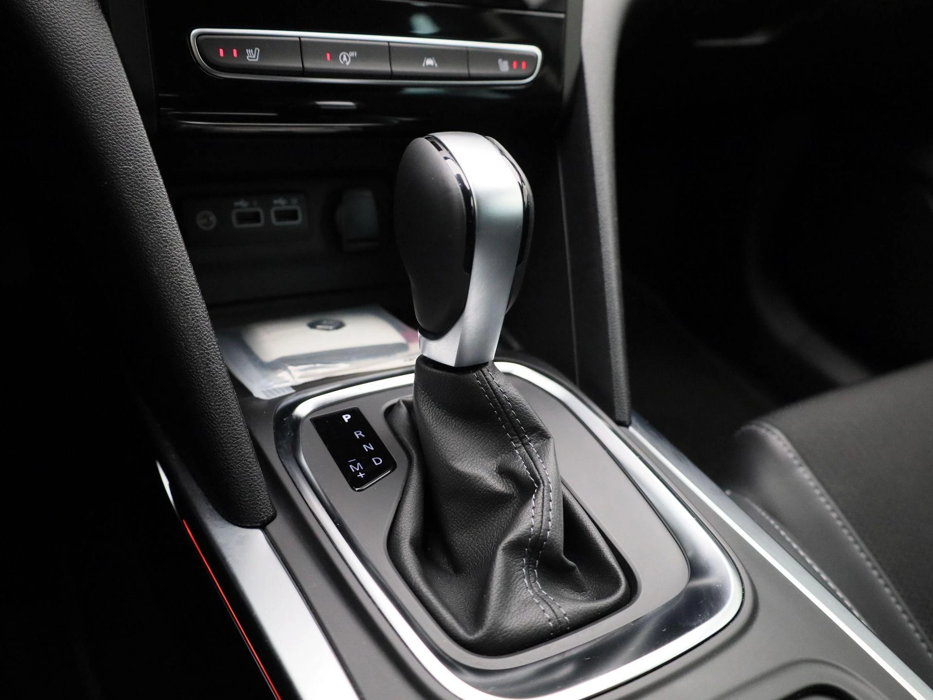 Renault-Mégane Estate-image-19