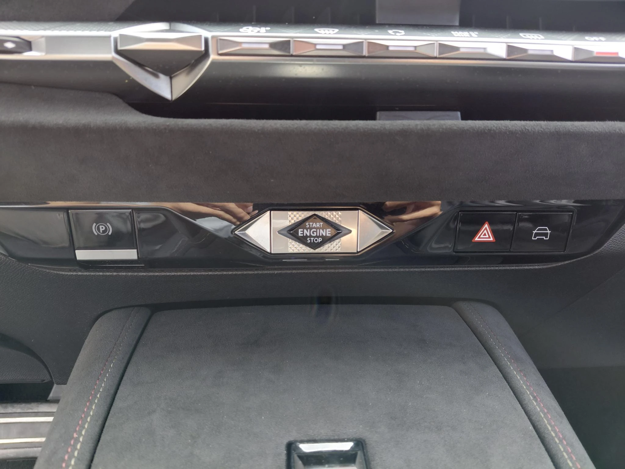 DS DS 4 E-Tense Performance Line