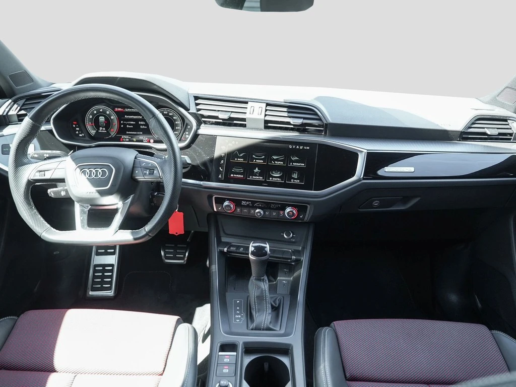 Audi-Q3-image-11