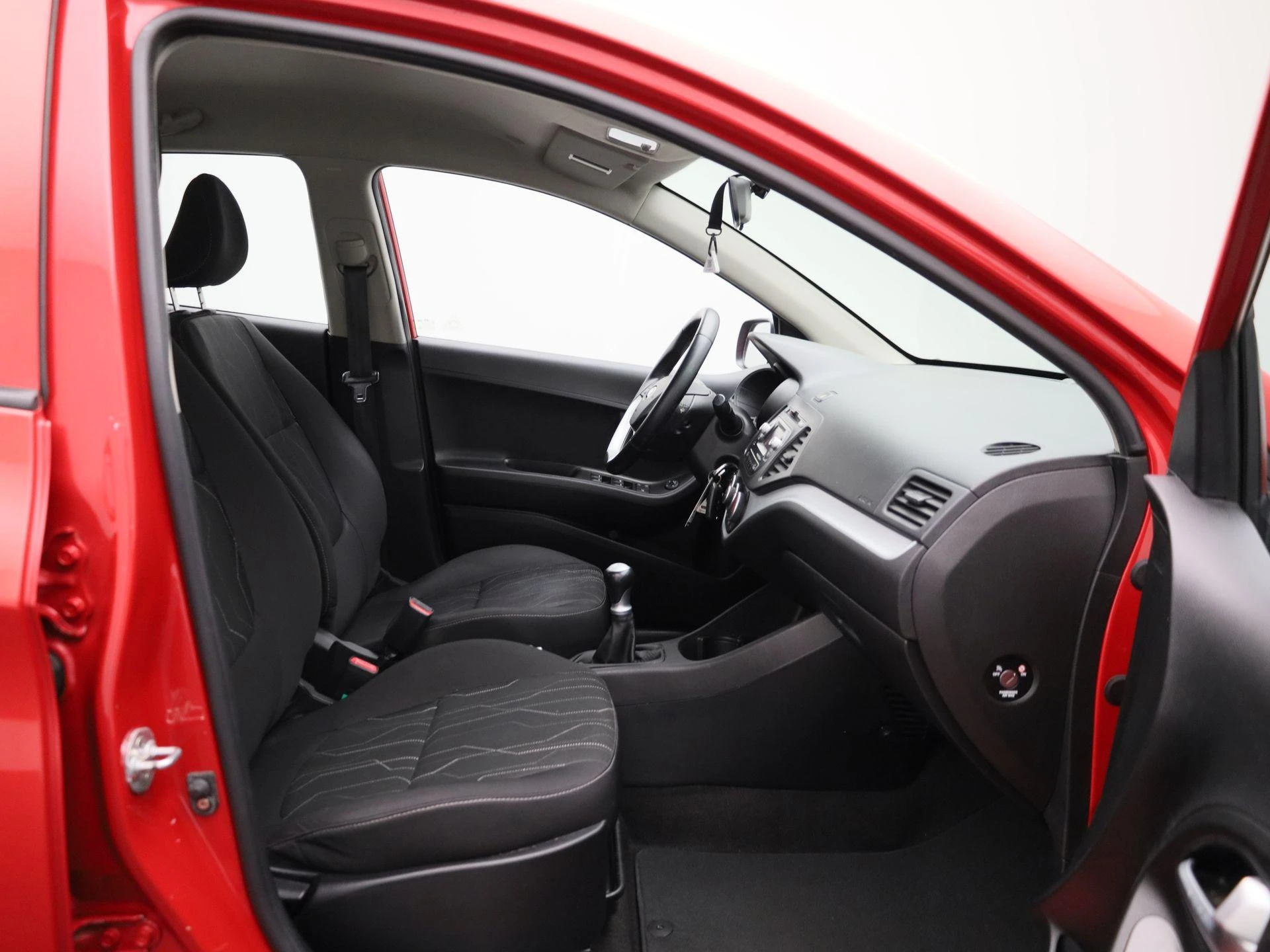 Kia-Picanto-image-28