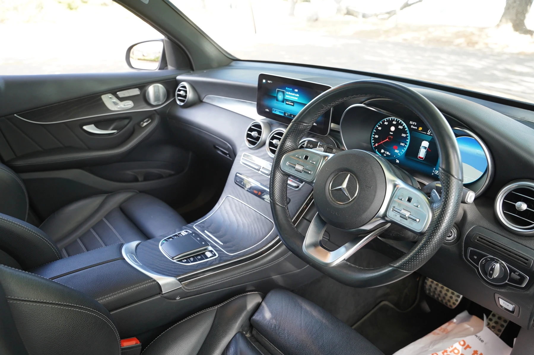 Mercedes-Benz-GLC-image-5