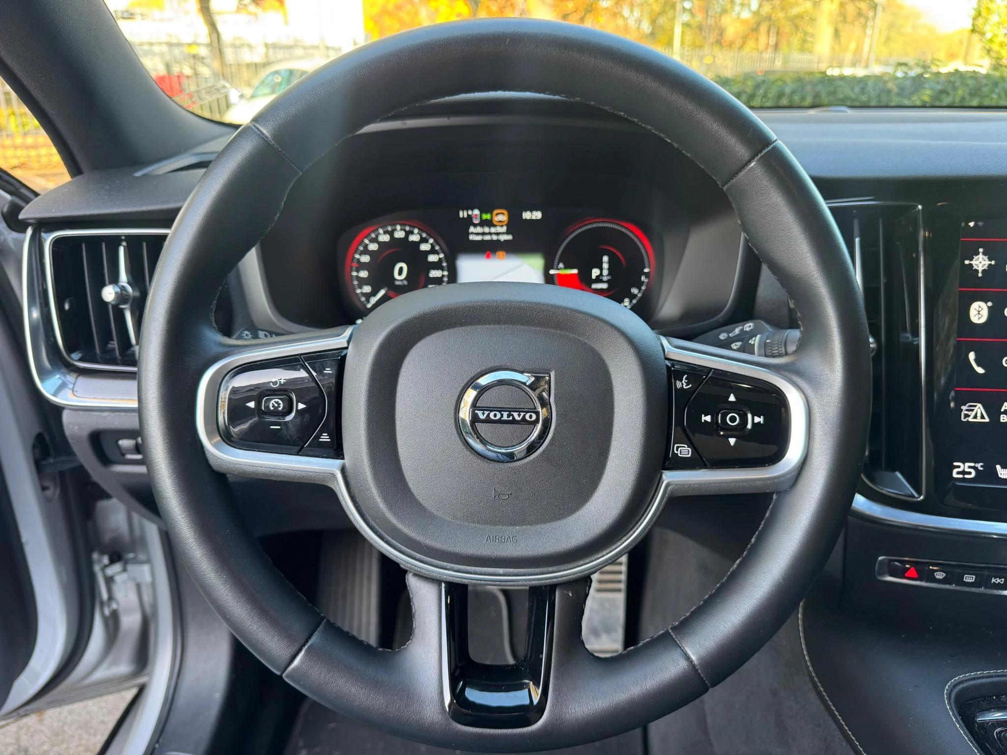 Volvo-V60-image-8
