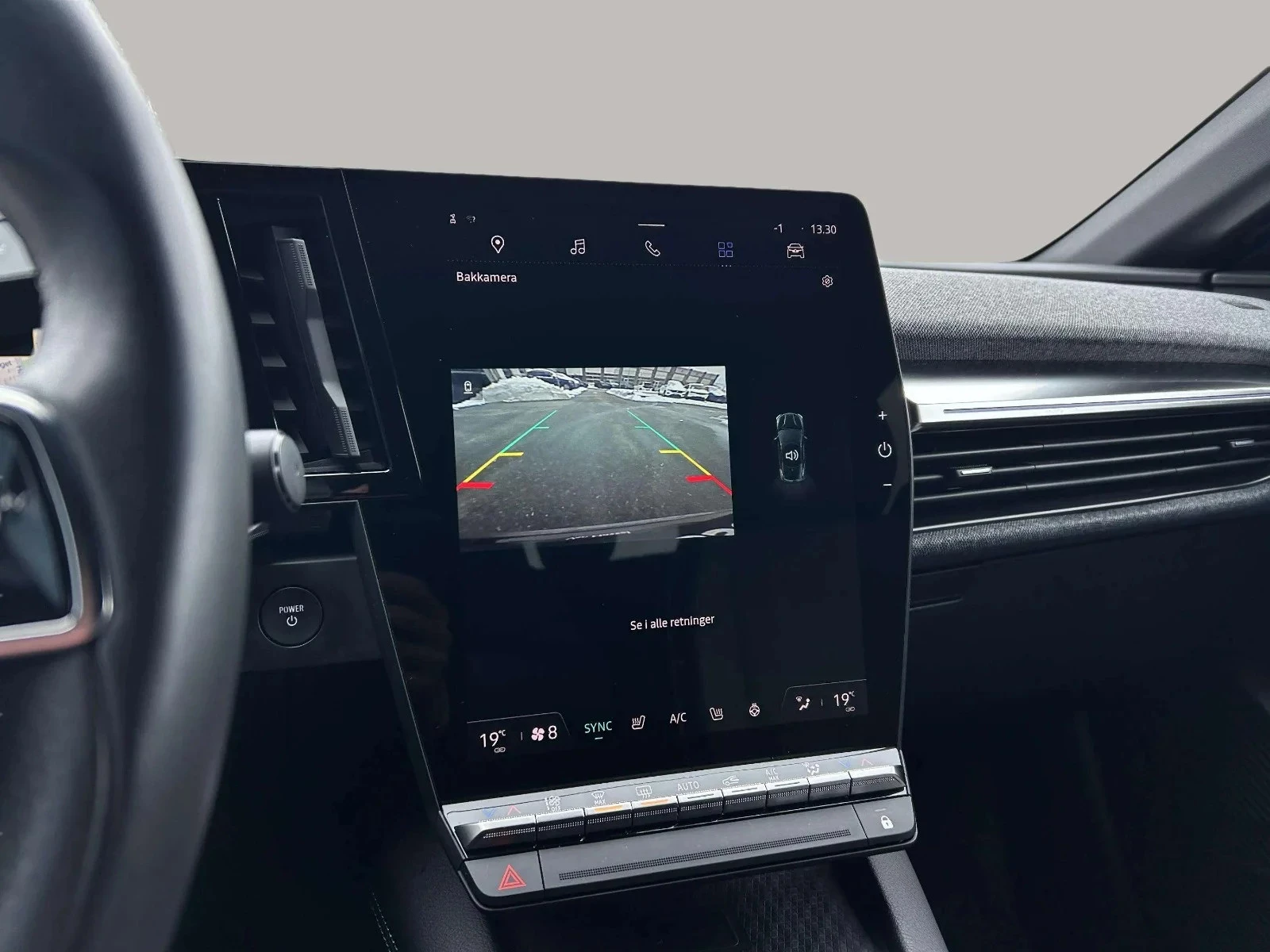 Renault-Megane E-Tech-image-16