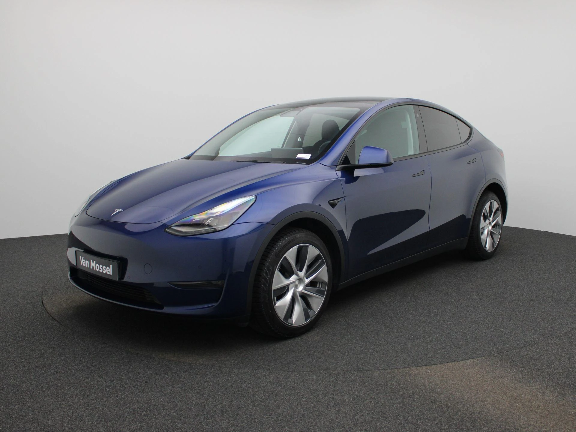 Tesla-Model Y-image-1