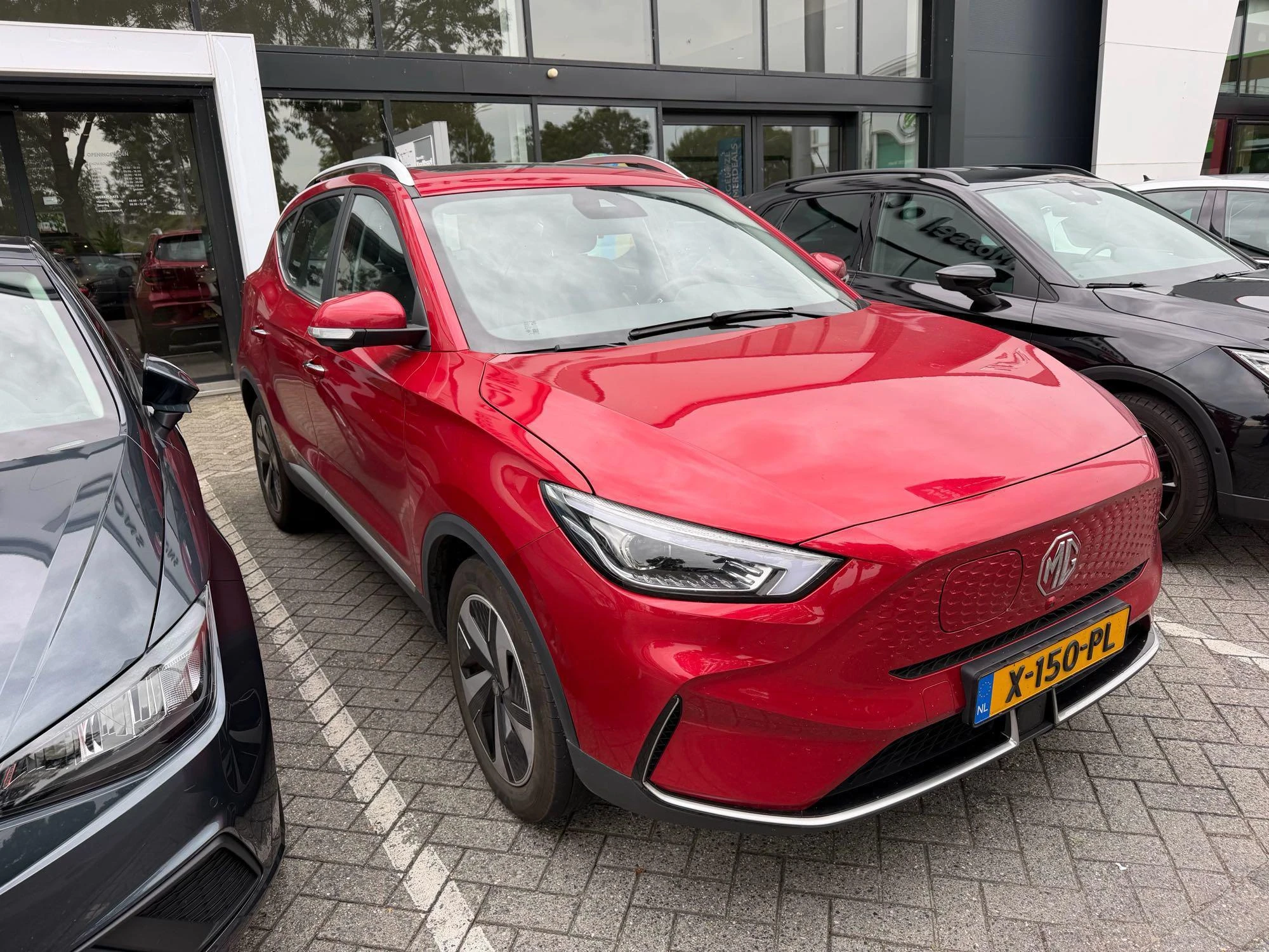 MG-ZS EV-image-7