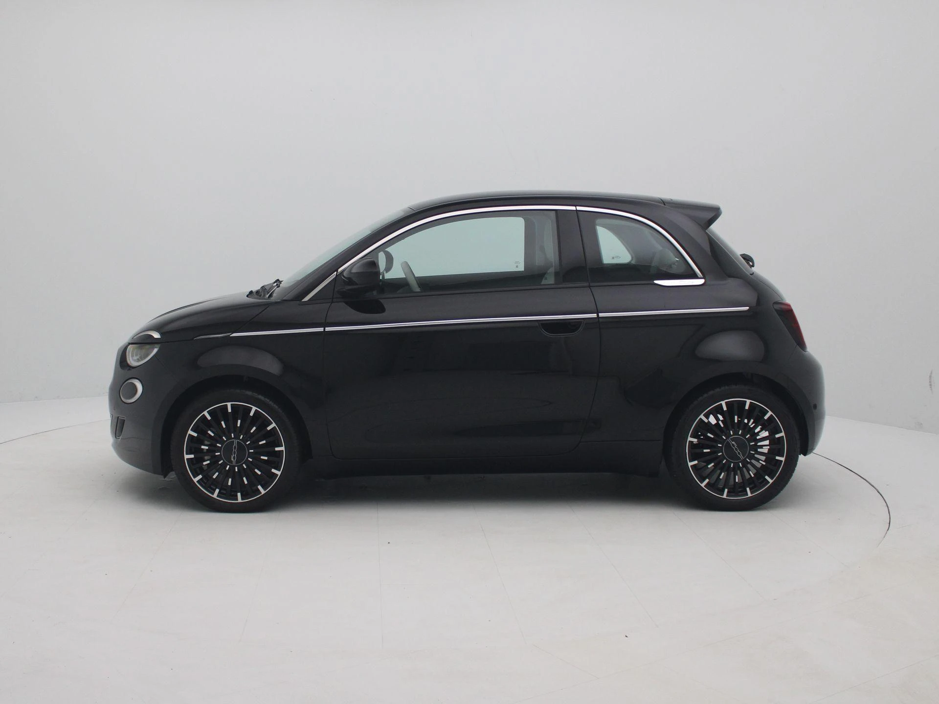 Fiat-500-image-3
