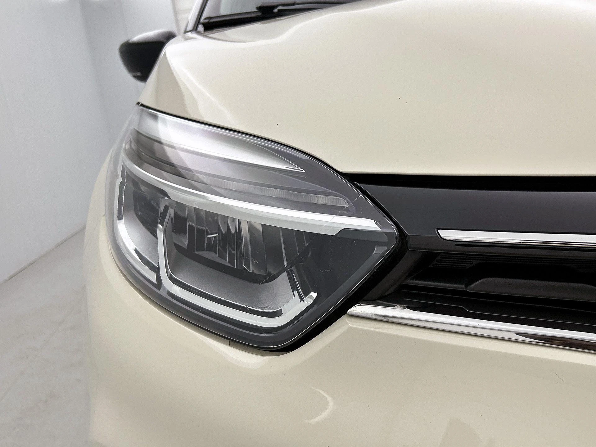 Renault-Captur-image-20