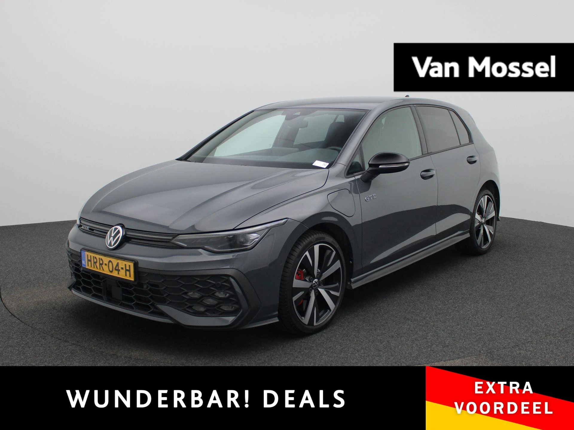 Volkswagen-Golf-image-0