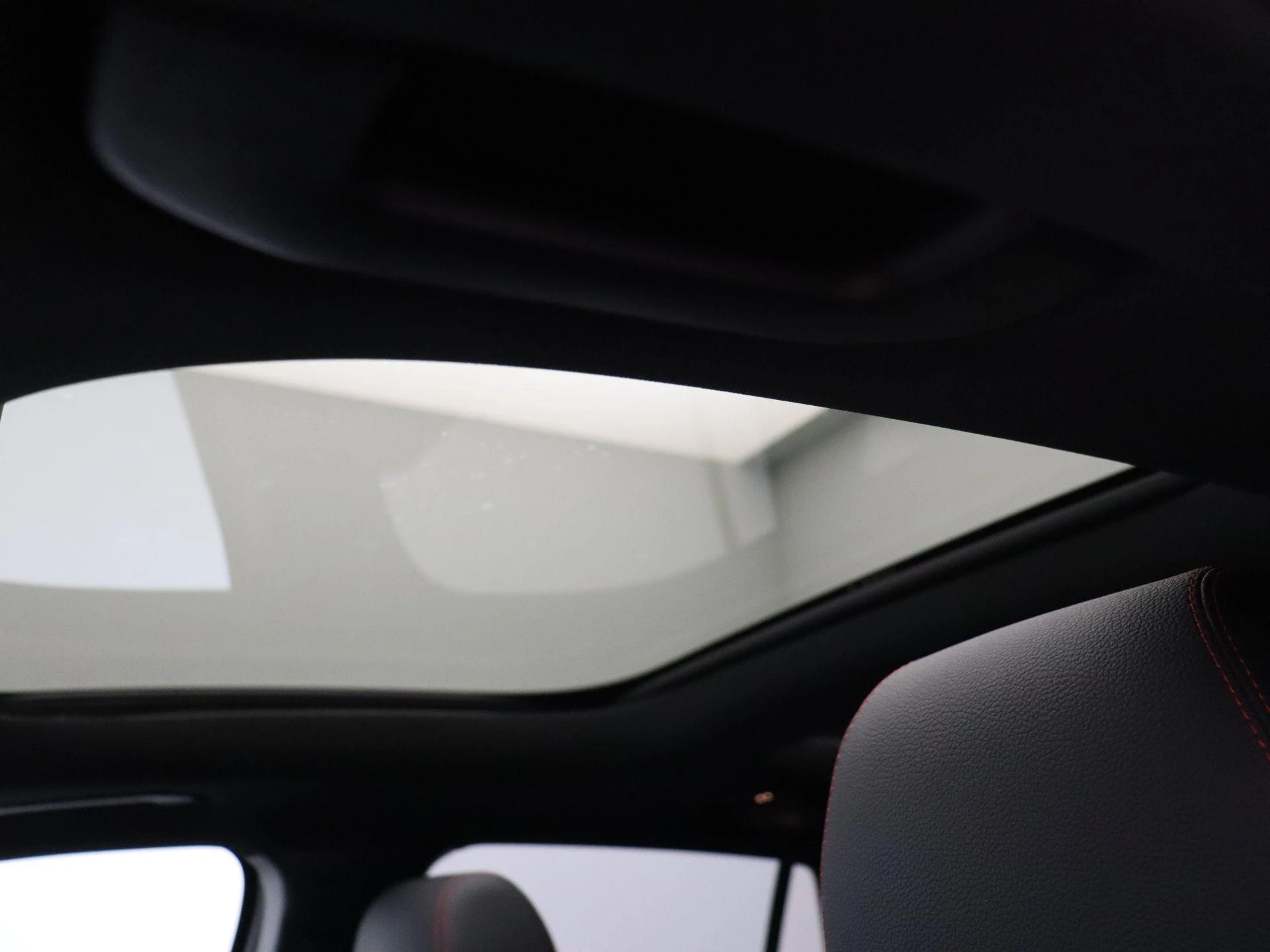 Mercedes-Benz EQA 250+ AMG Line + PANORAMISCH DAK + CARPLAY + CAMERA +