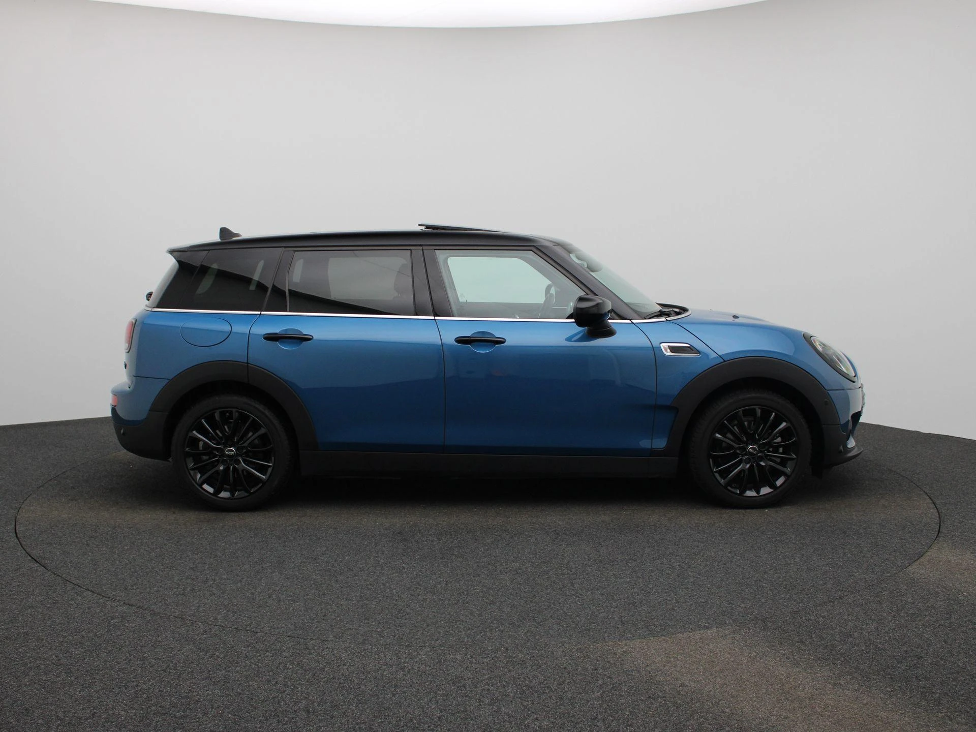 MINI-Clubman-image-5