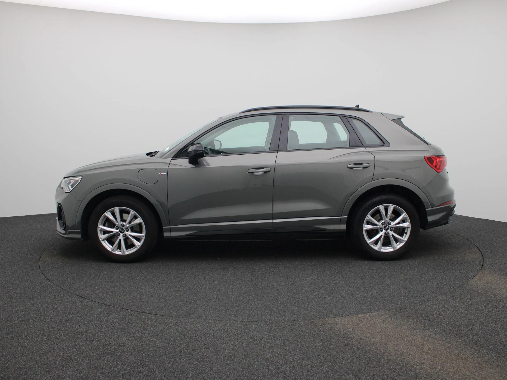 Audi Q3 45 TFSI e S tronic S Line