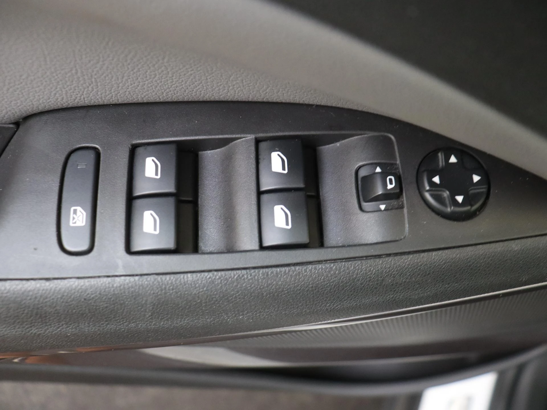Opel-Crossland X-image-29