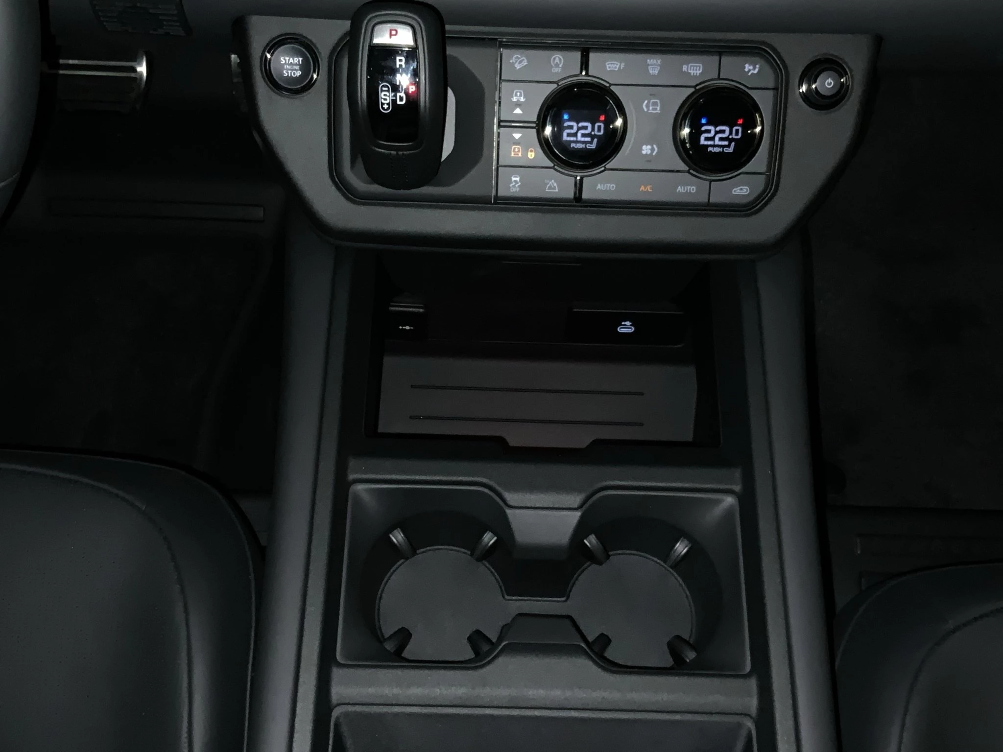 Land Rover-Defender-image-13