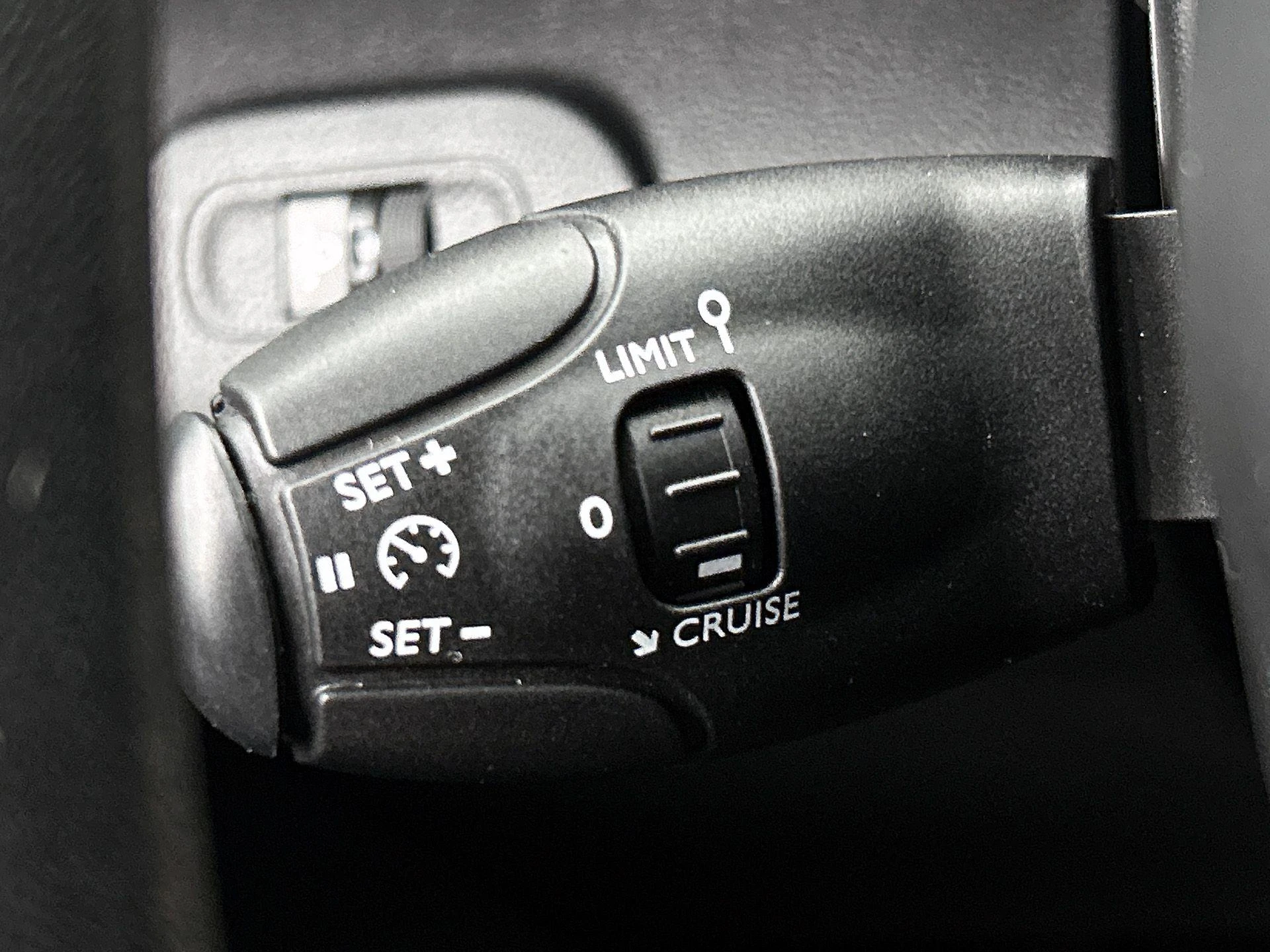 Peugeot-Partner-image-6