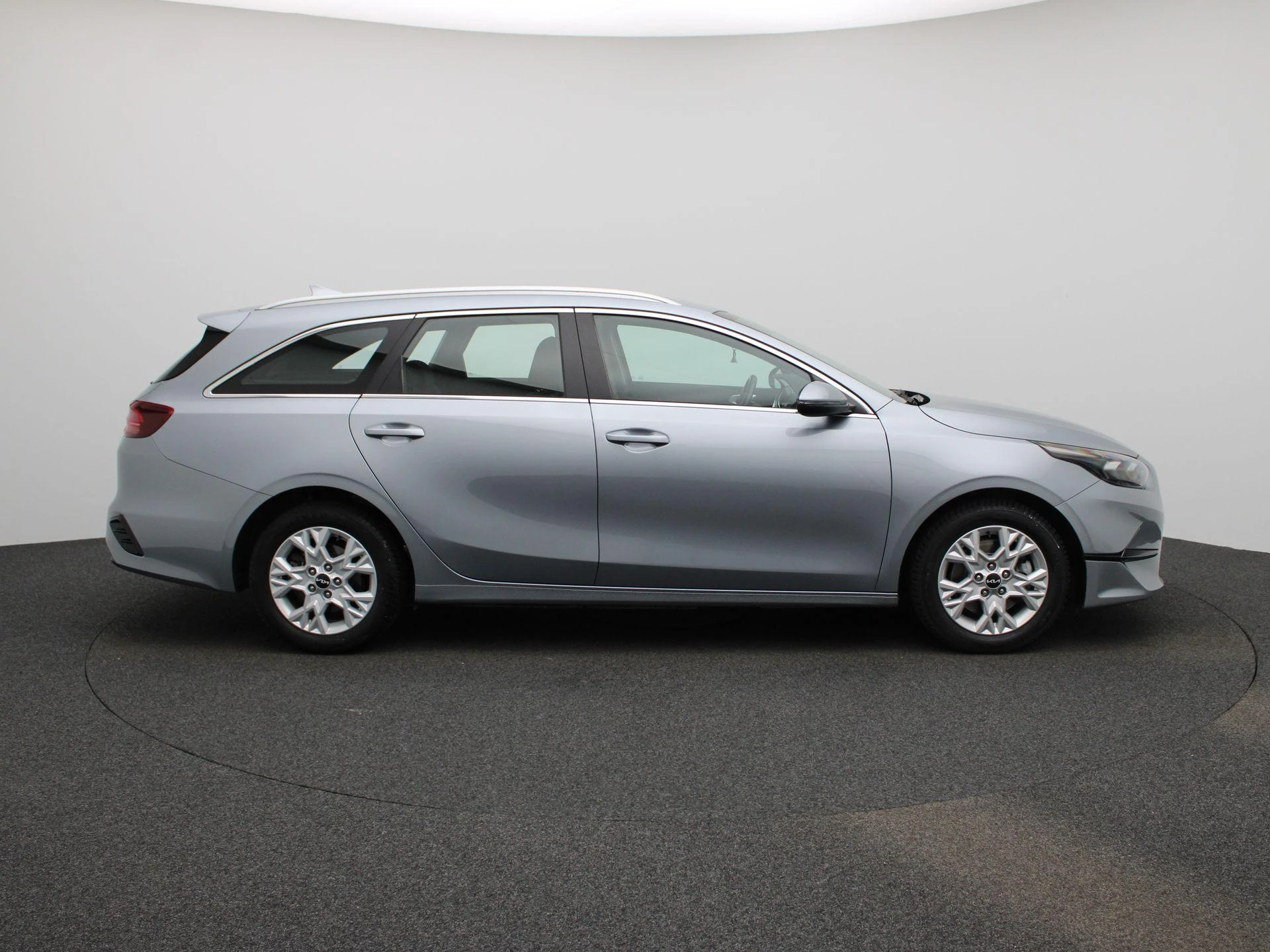 Kia-Ceed Sportswagon-image-6