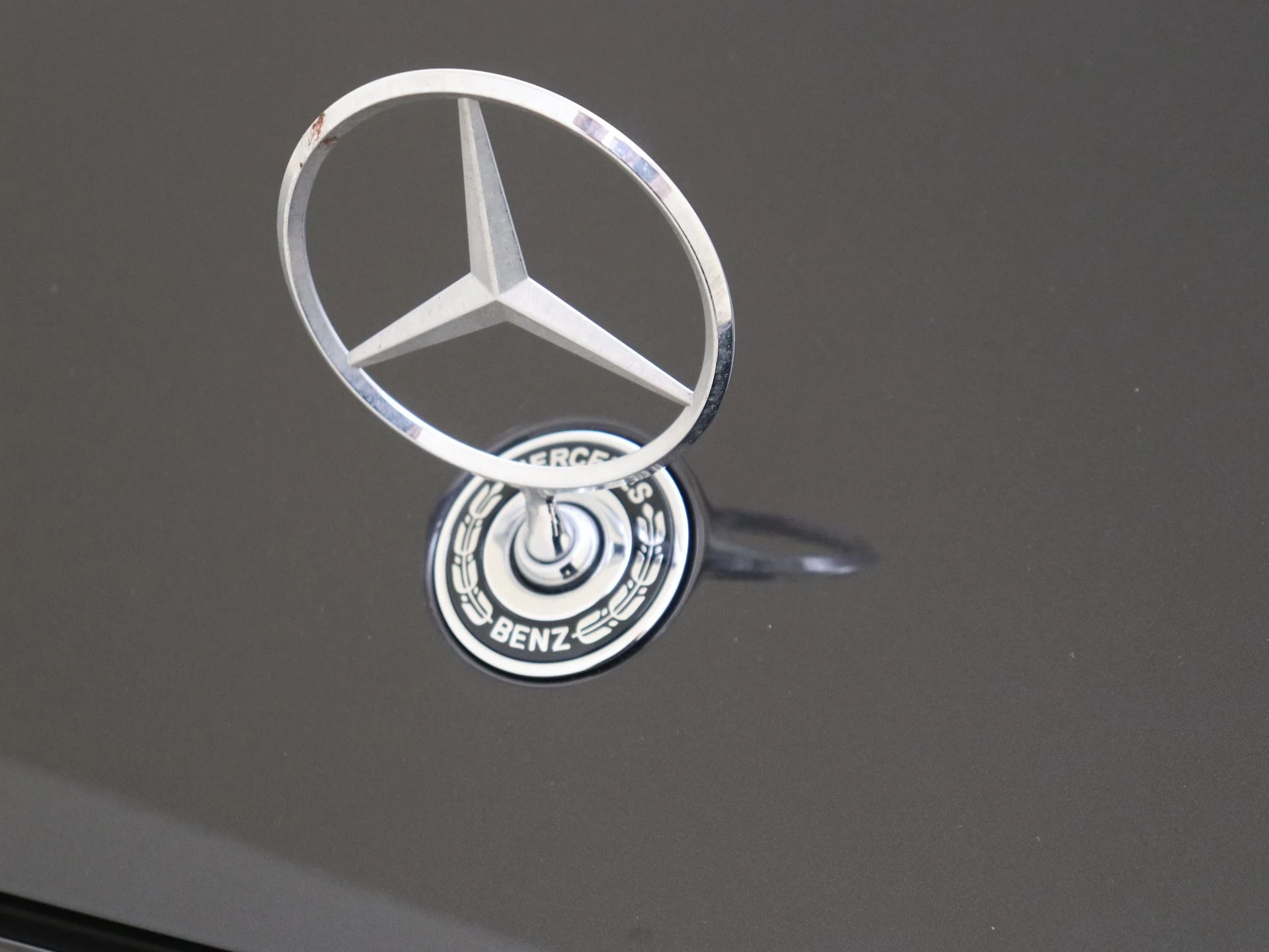 Mercedes-Benz-E-Klasse-image-28