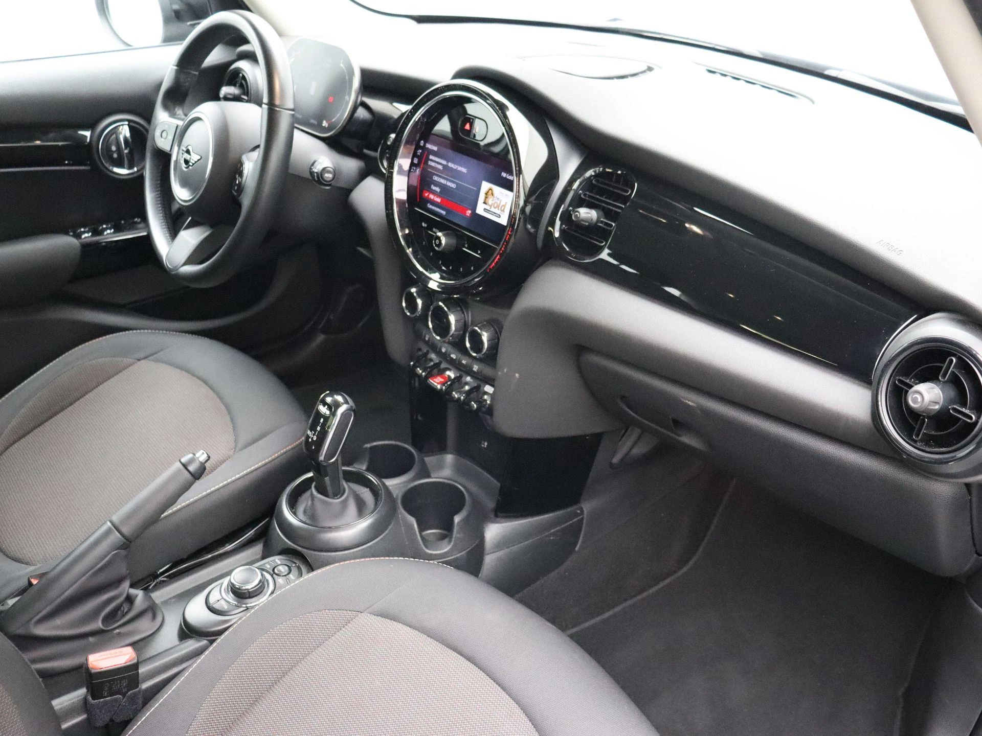 MINI Cooper 5 door COOPER