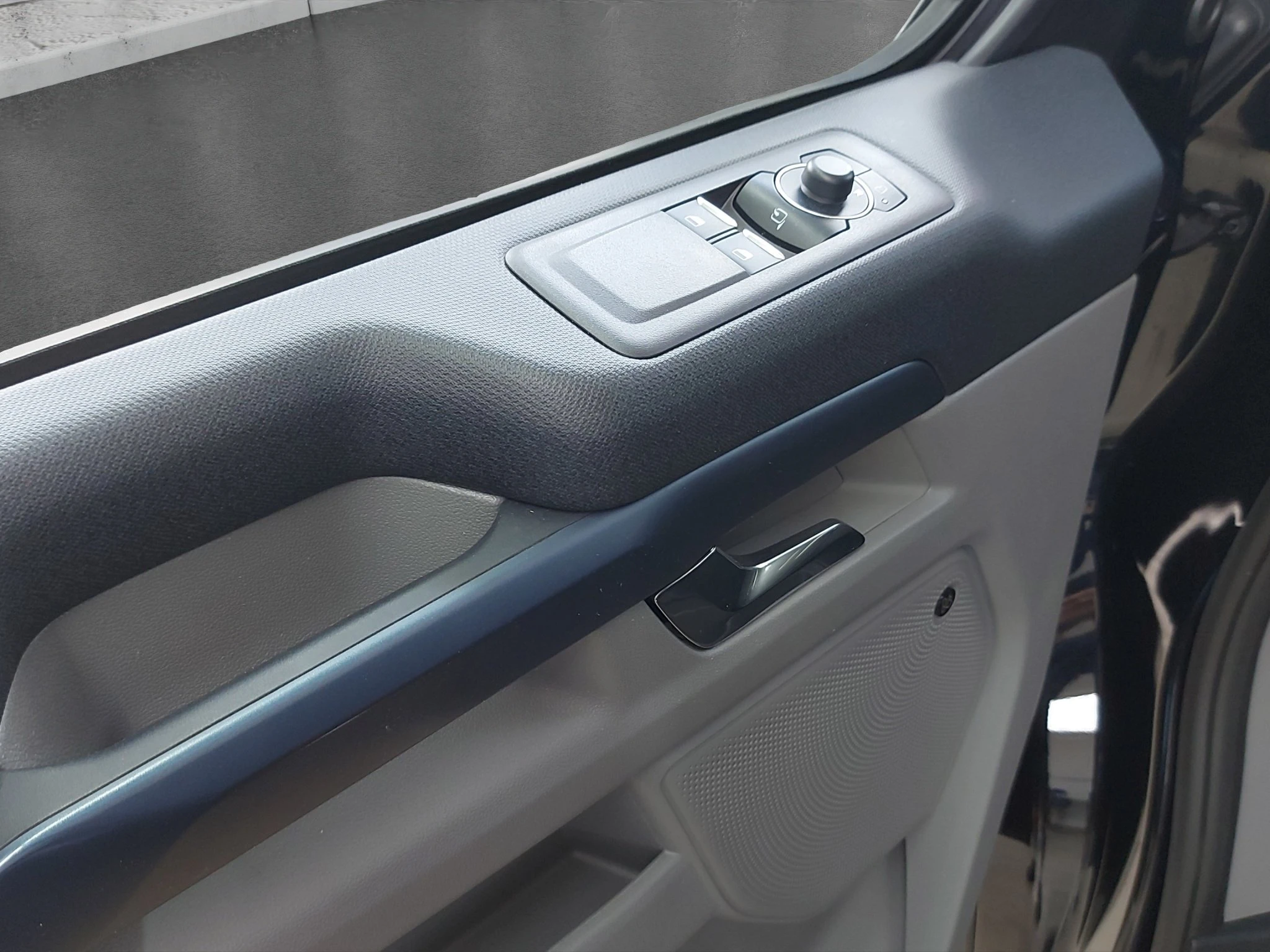 Ford-Tourneo Custom-image-16