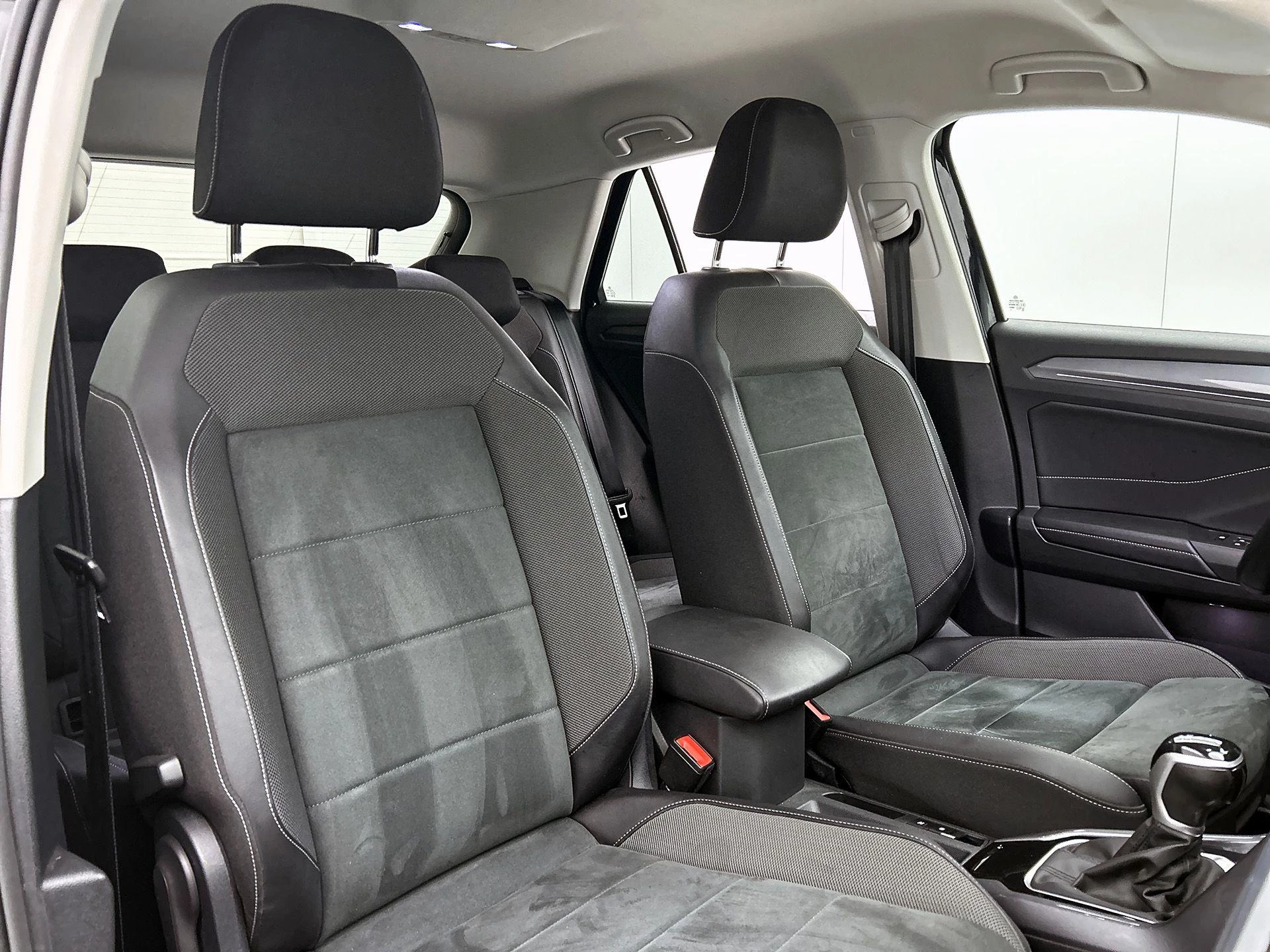 Volkswagen T-Roc 1.5 TSI Life Business | 150 PK |