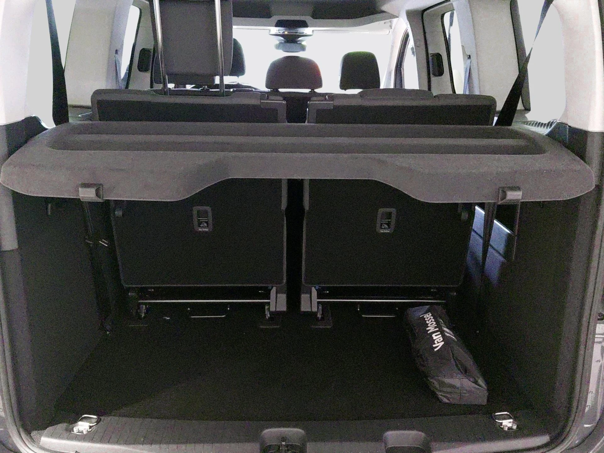Ford-Tourneo Connect-image-6